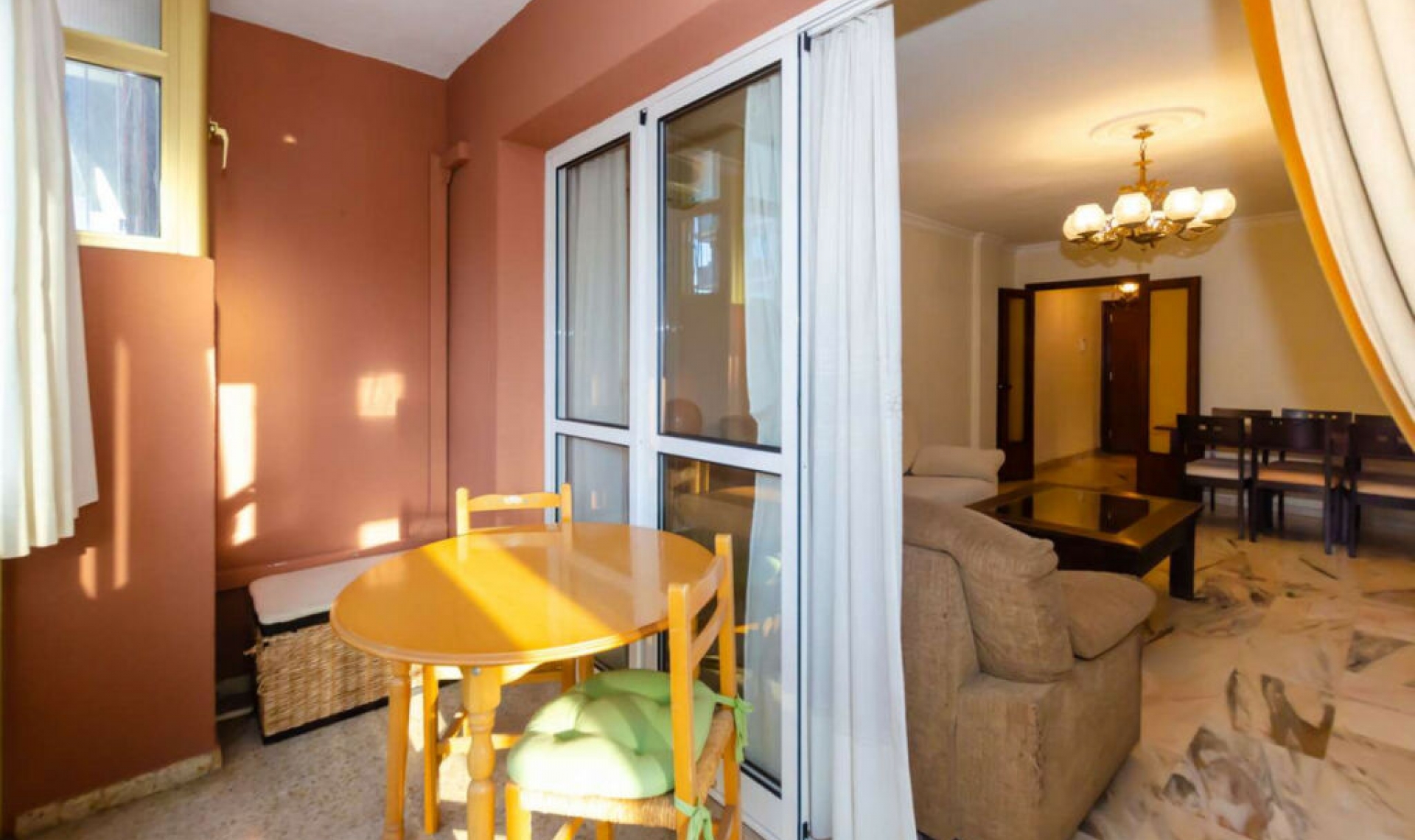 Resale - Apartment -
Málaga Centro