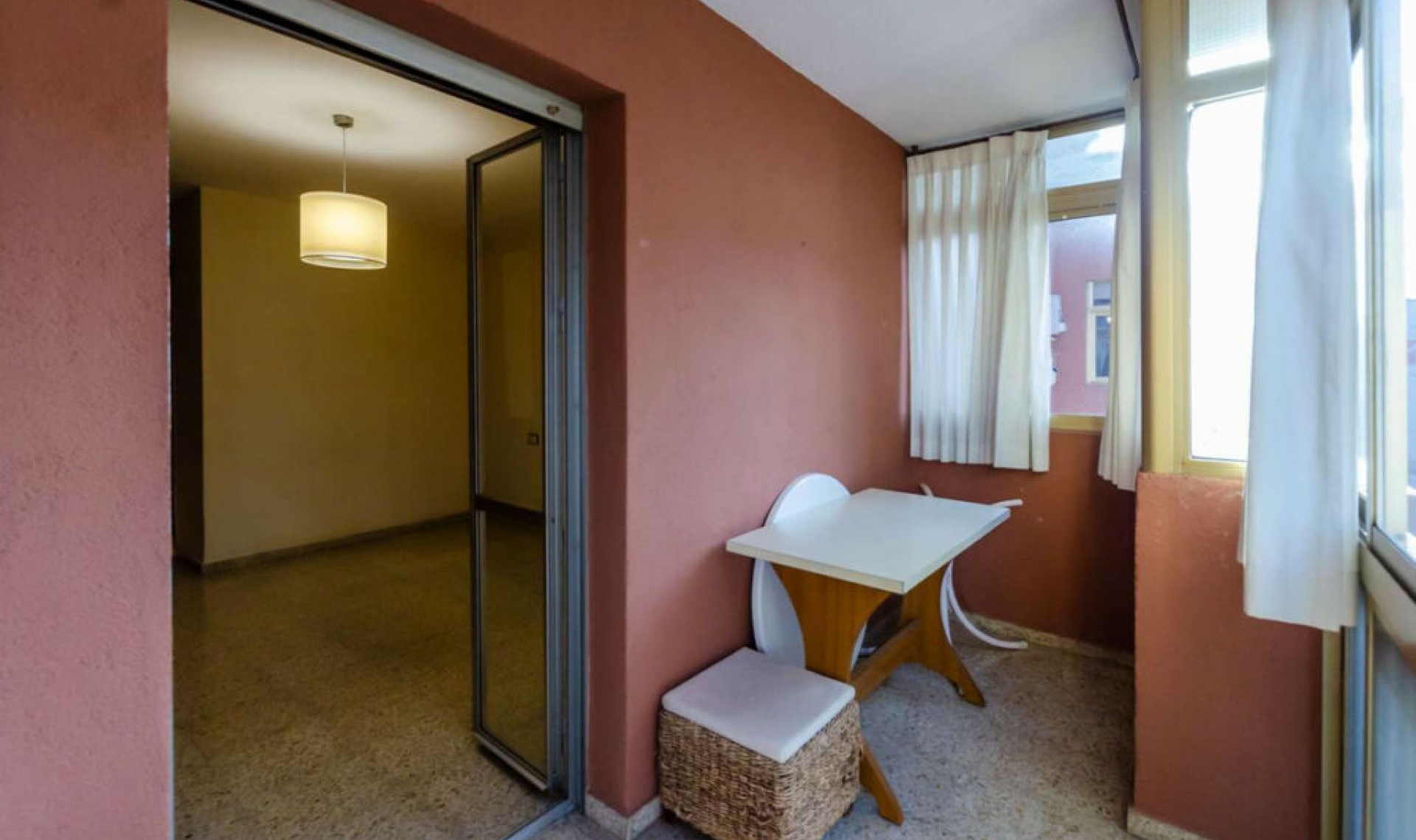 Resale - Apartment -
Málaga Centro