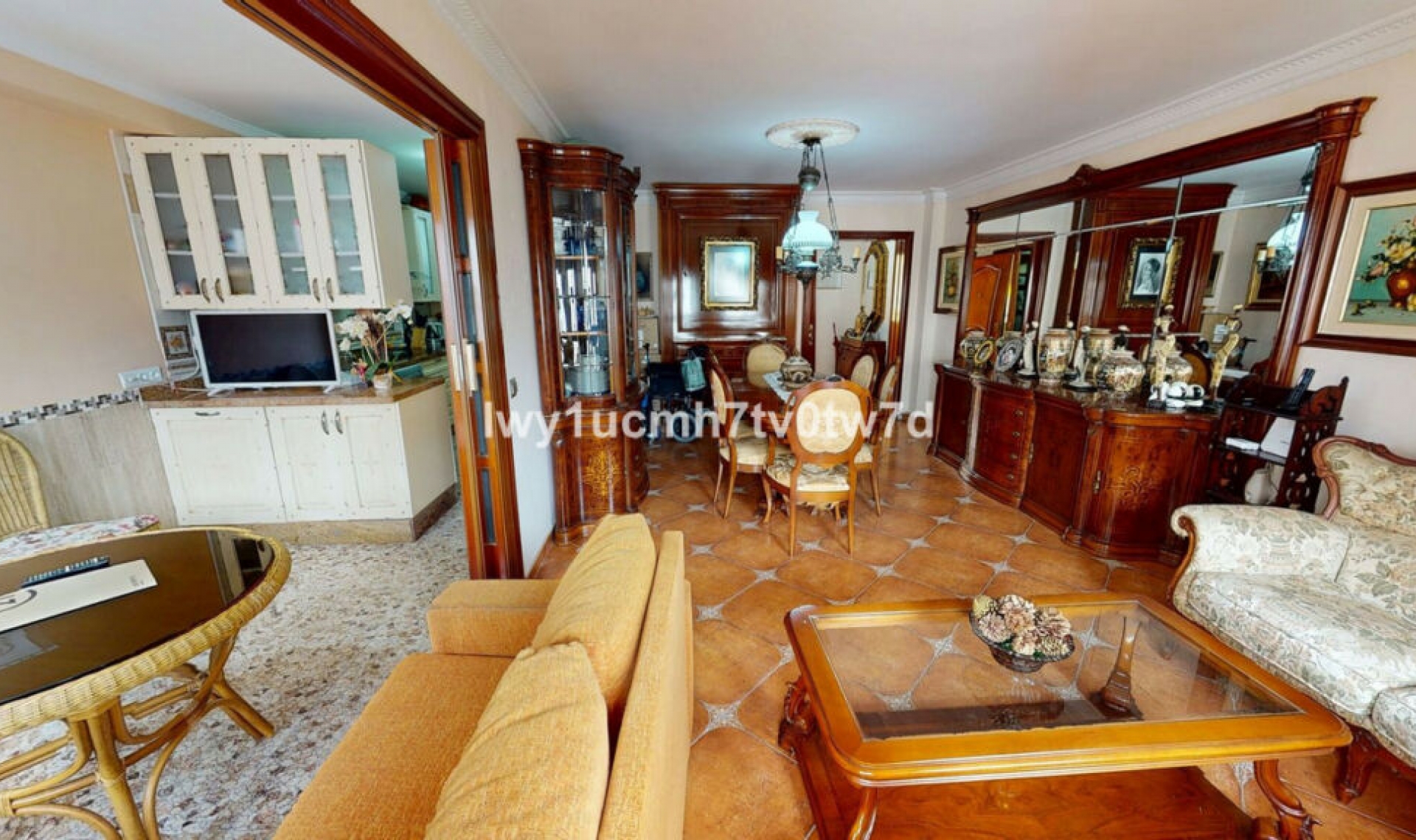 Resale - Apartment -
Málaga Centro