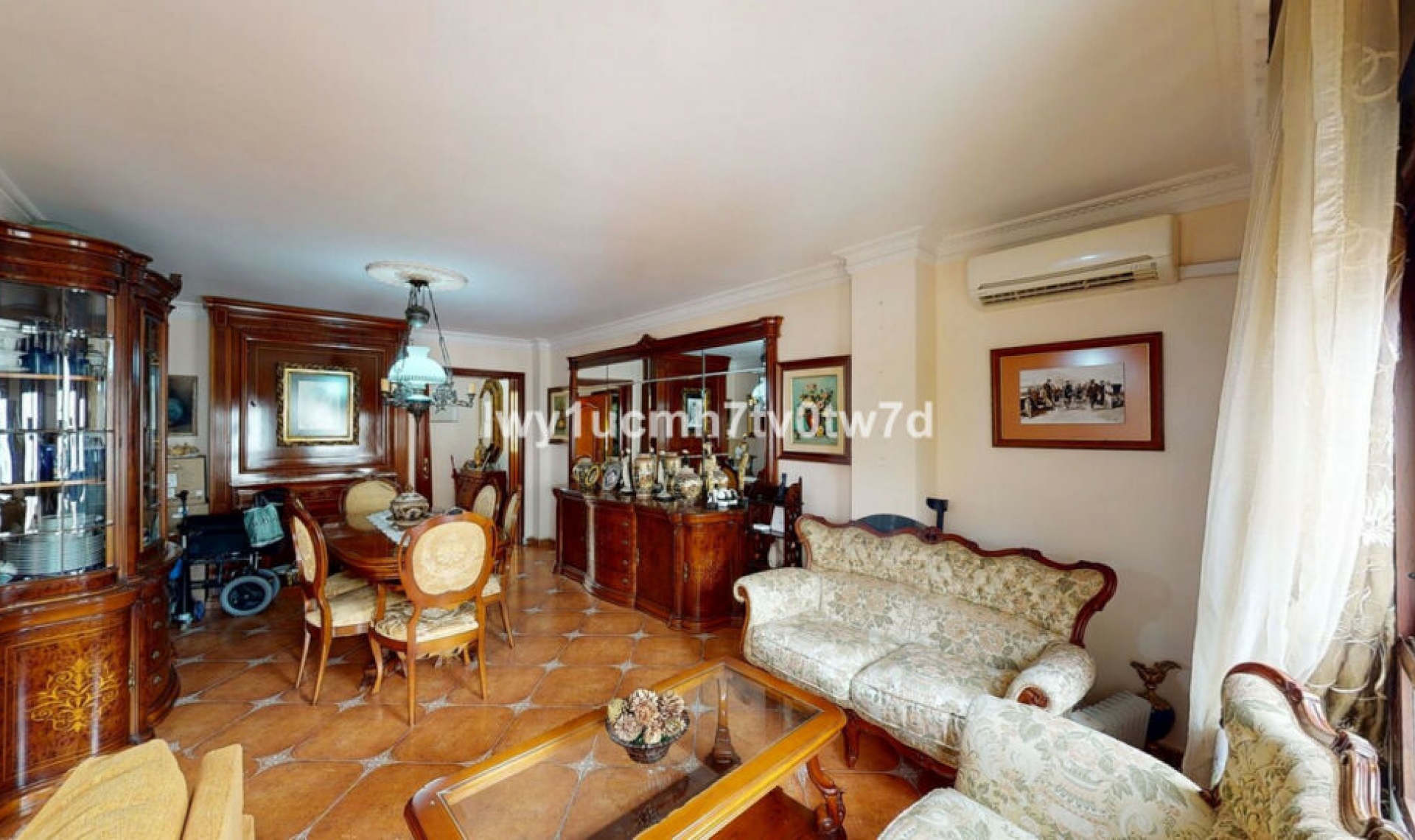 Resale - Apartment -
Málaga Centro