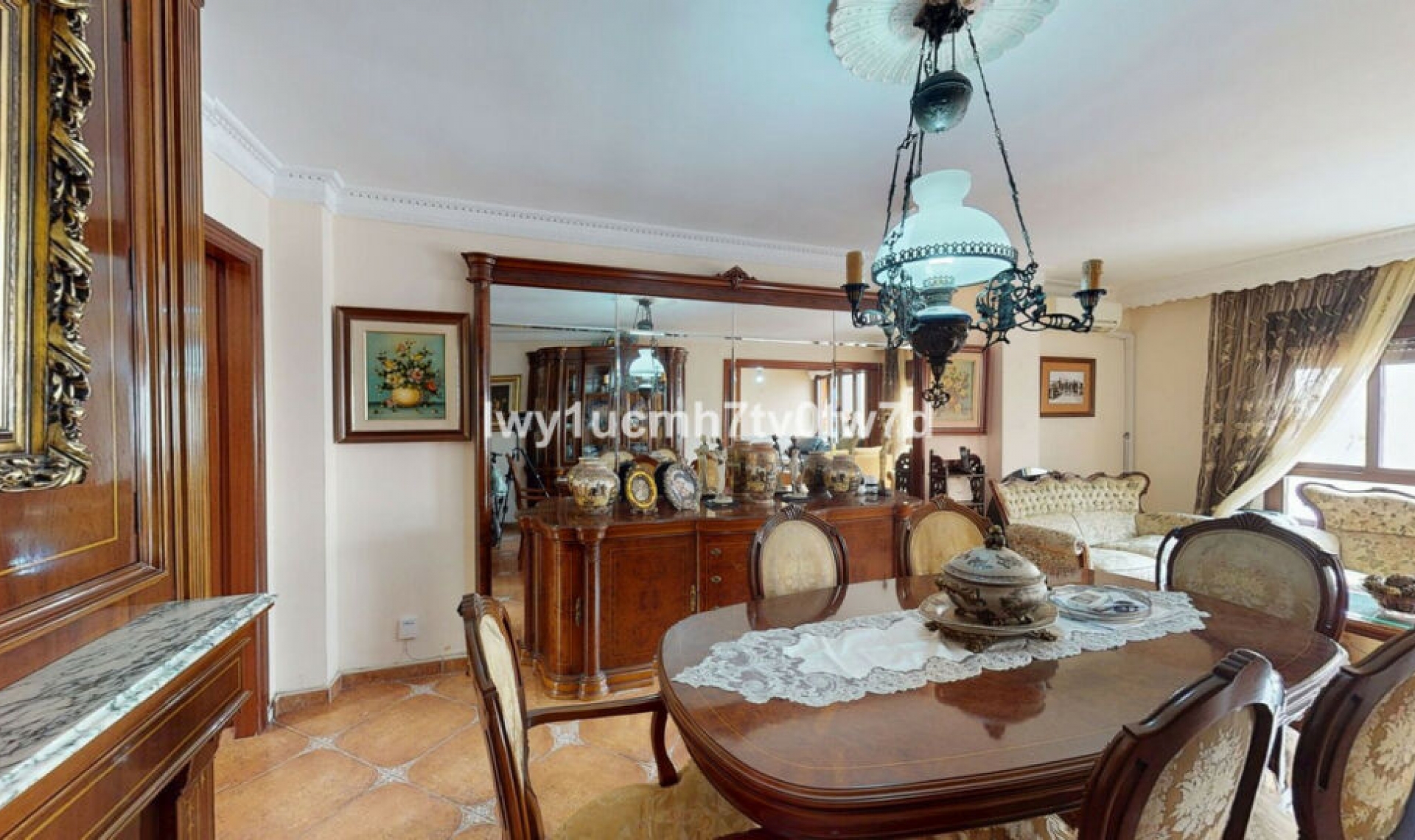 Resale - Apartment -
Málaga Centro