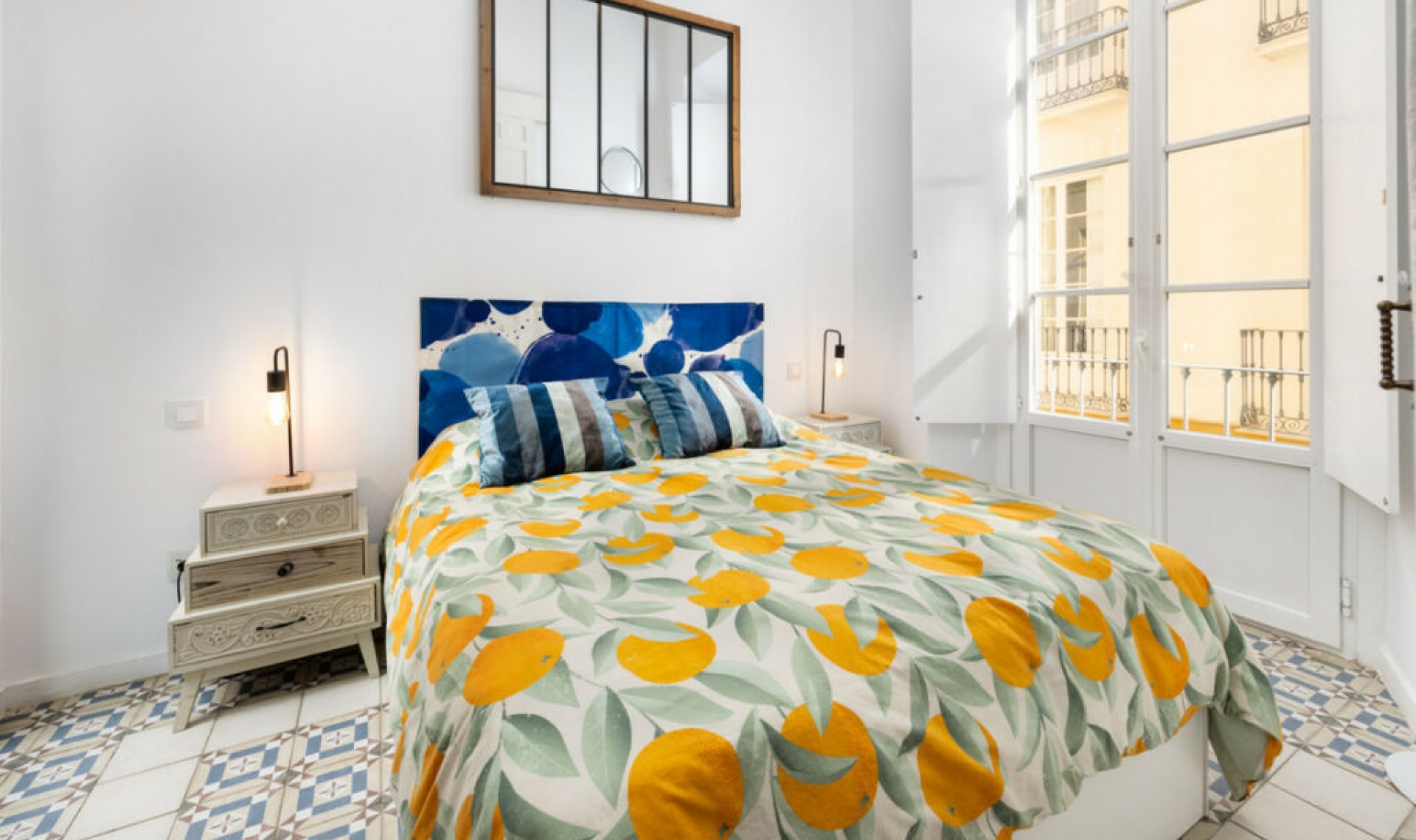 Resale - Apartment -
Málaga Centro