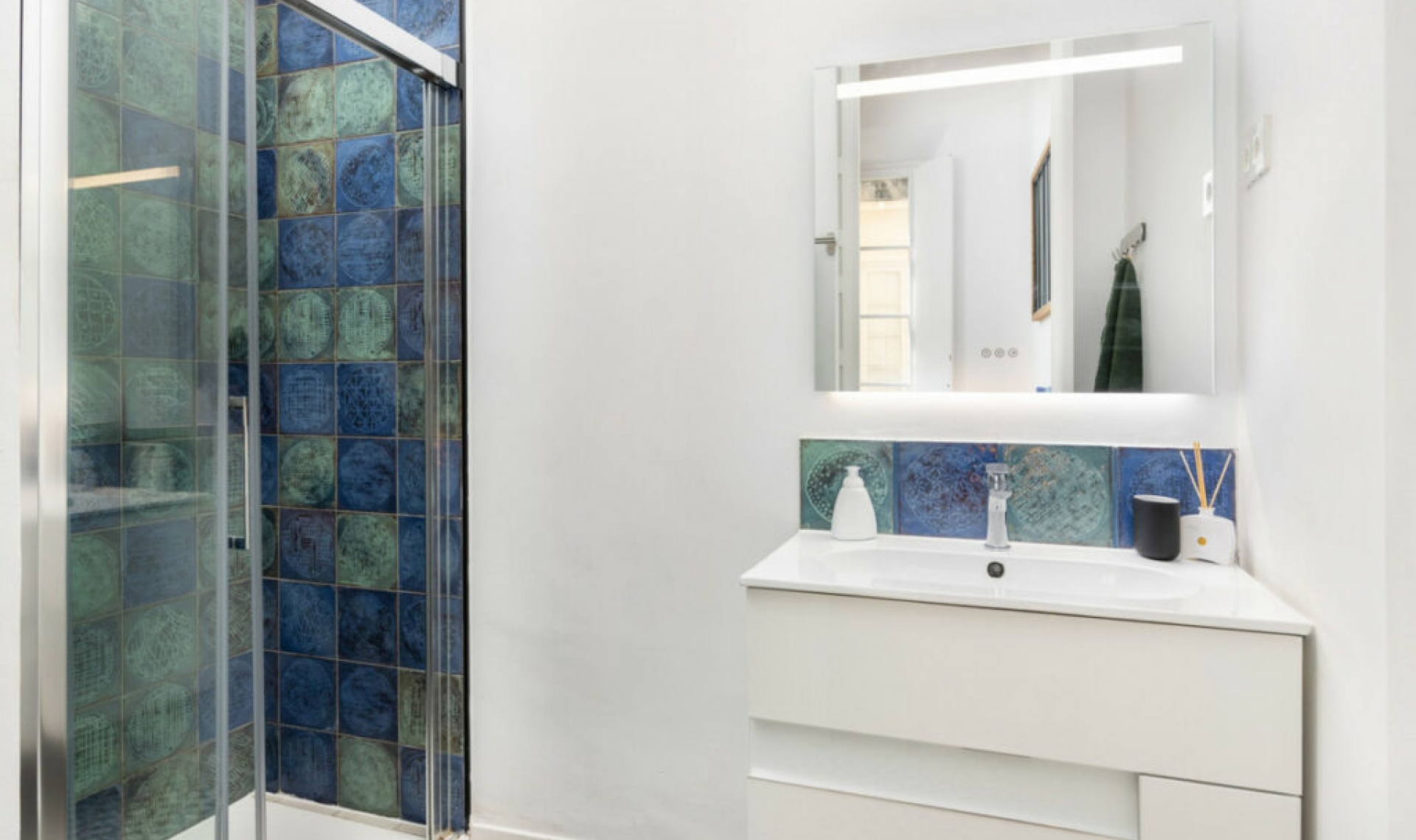 Resale - Apartment -
Málaga Centro