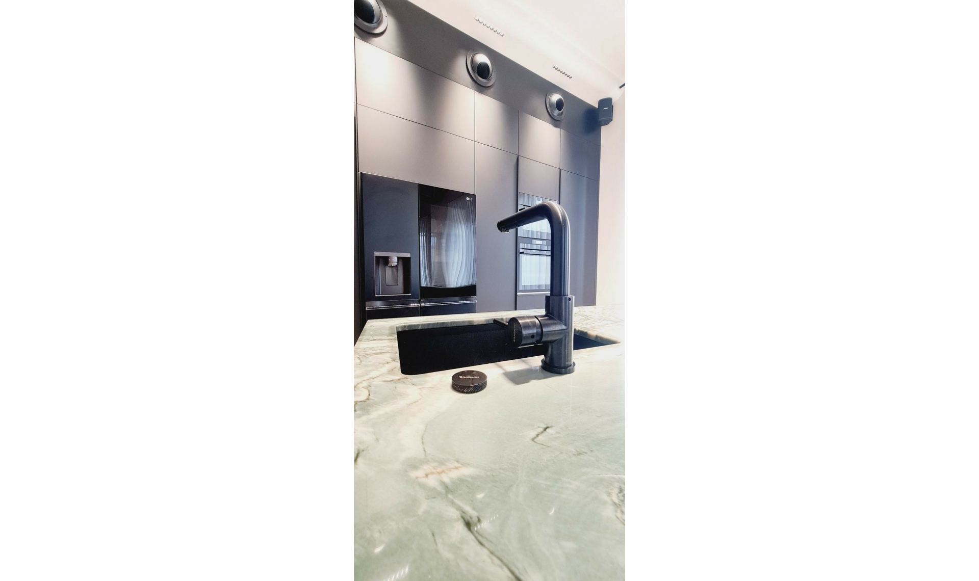 Resale - Apartment -
Málaga Centro