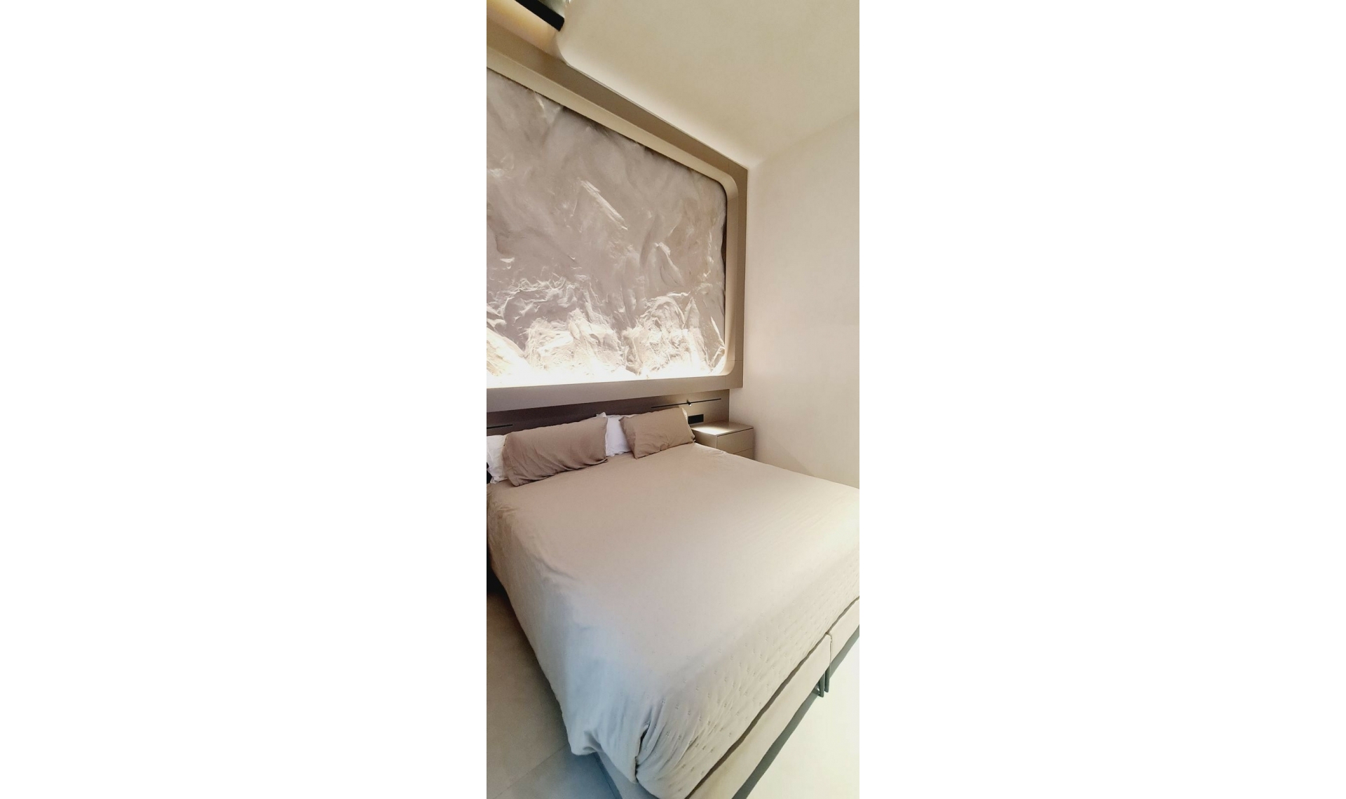 Resale - Apartment -
Málaga Centro