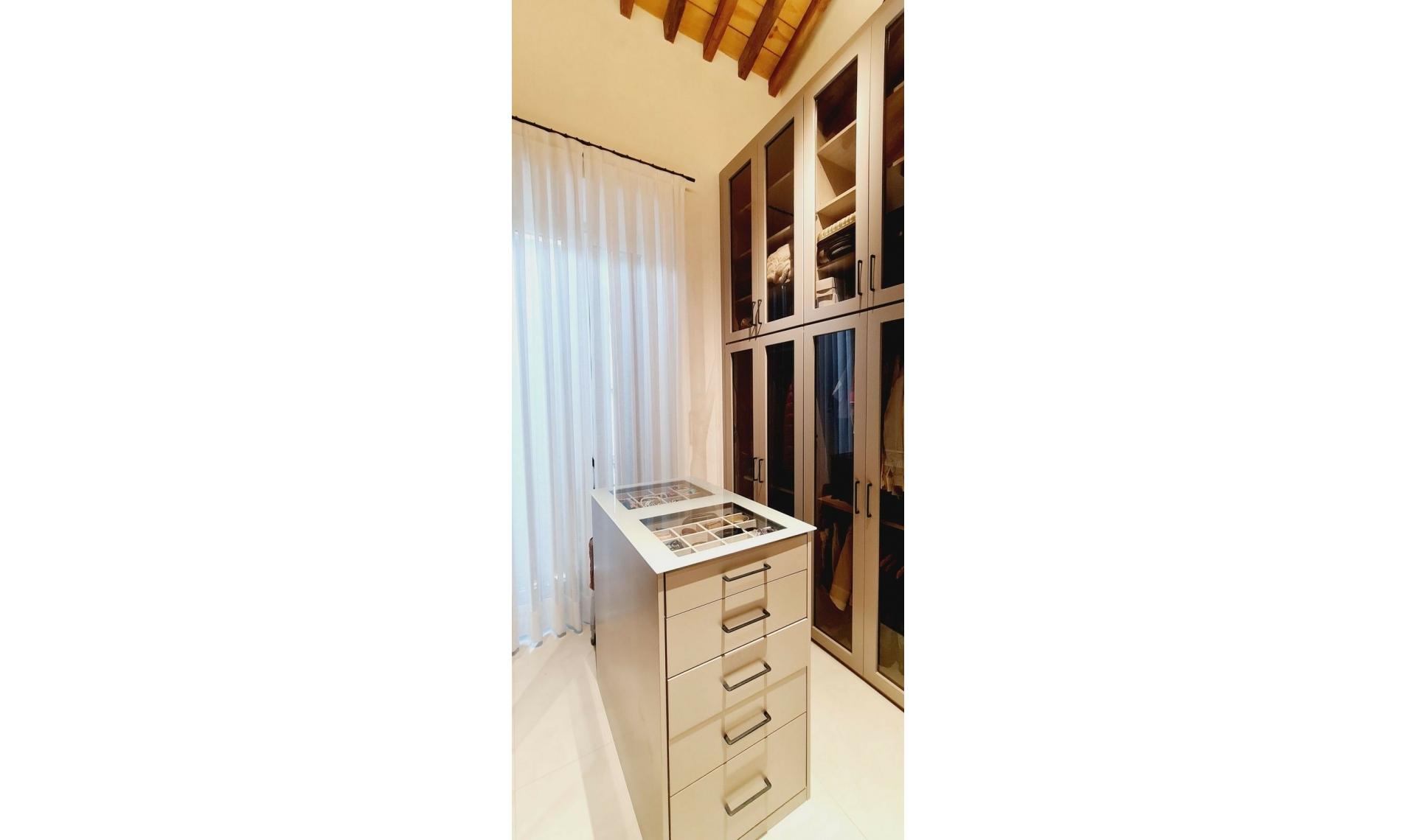 Resale - Apartment -
Málaga Centro