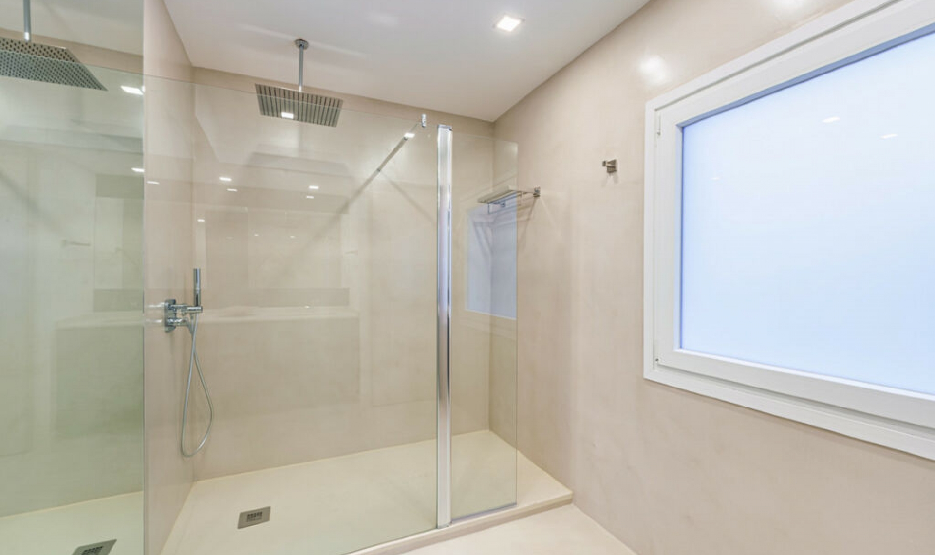 Resale - Apartment -
Málaga