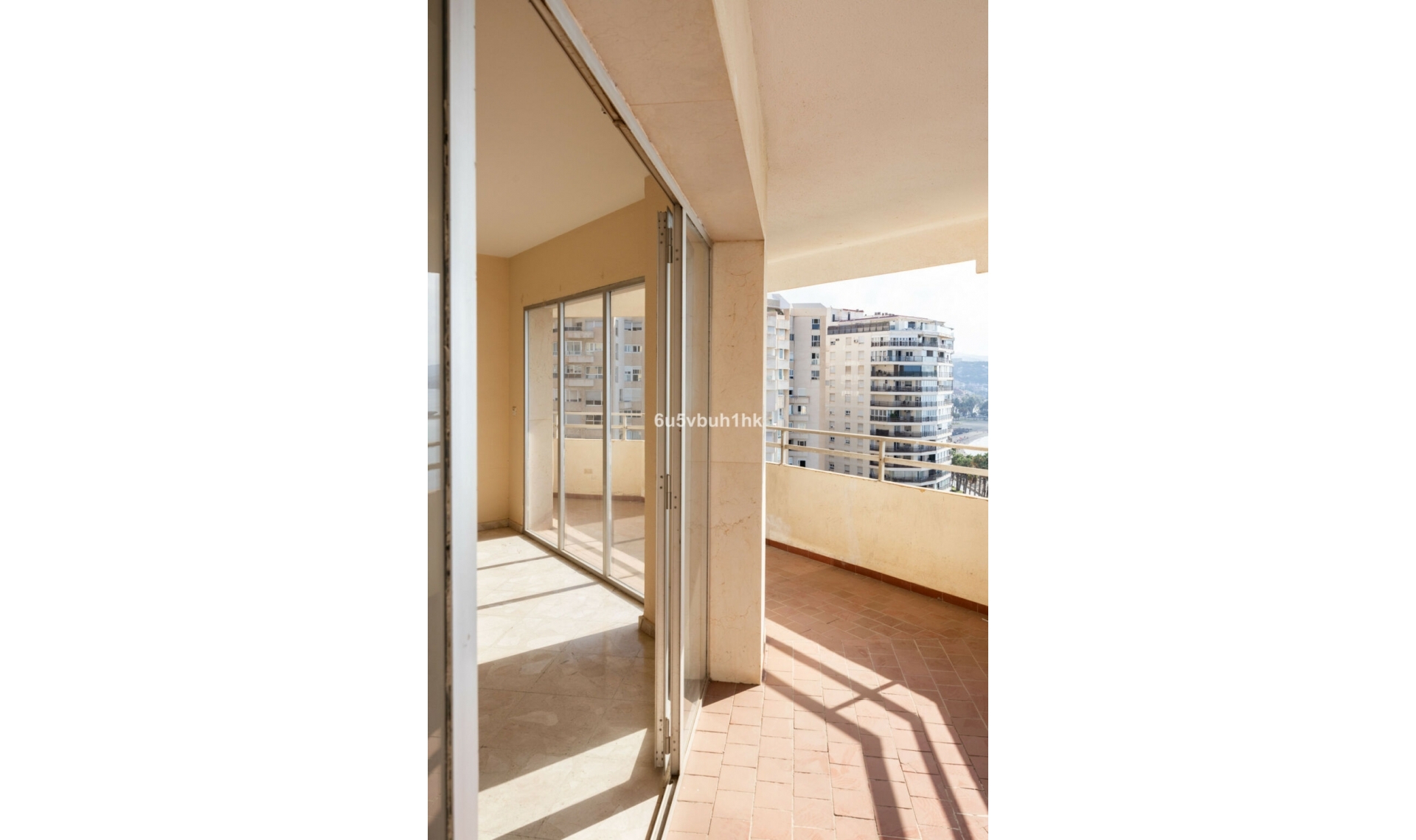 Resale - Apartment -
Málaga