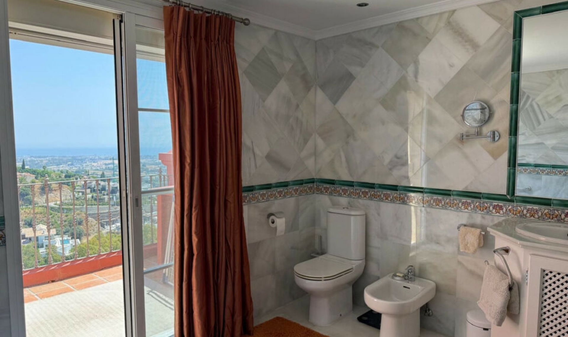 Resale - Apartment -
Málaga