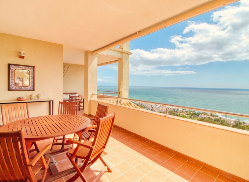 Resale - Apartment -
Manilva