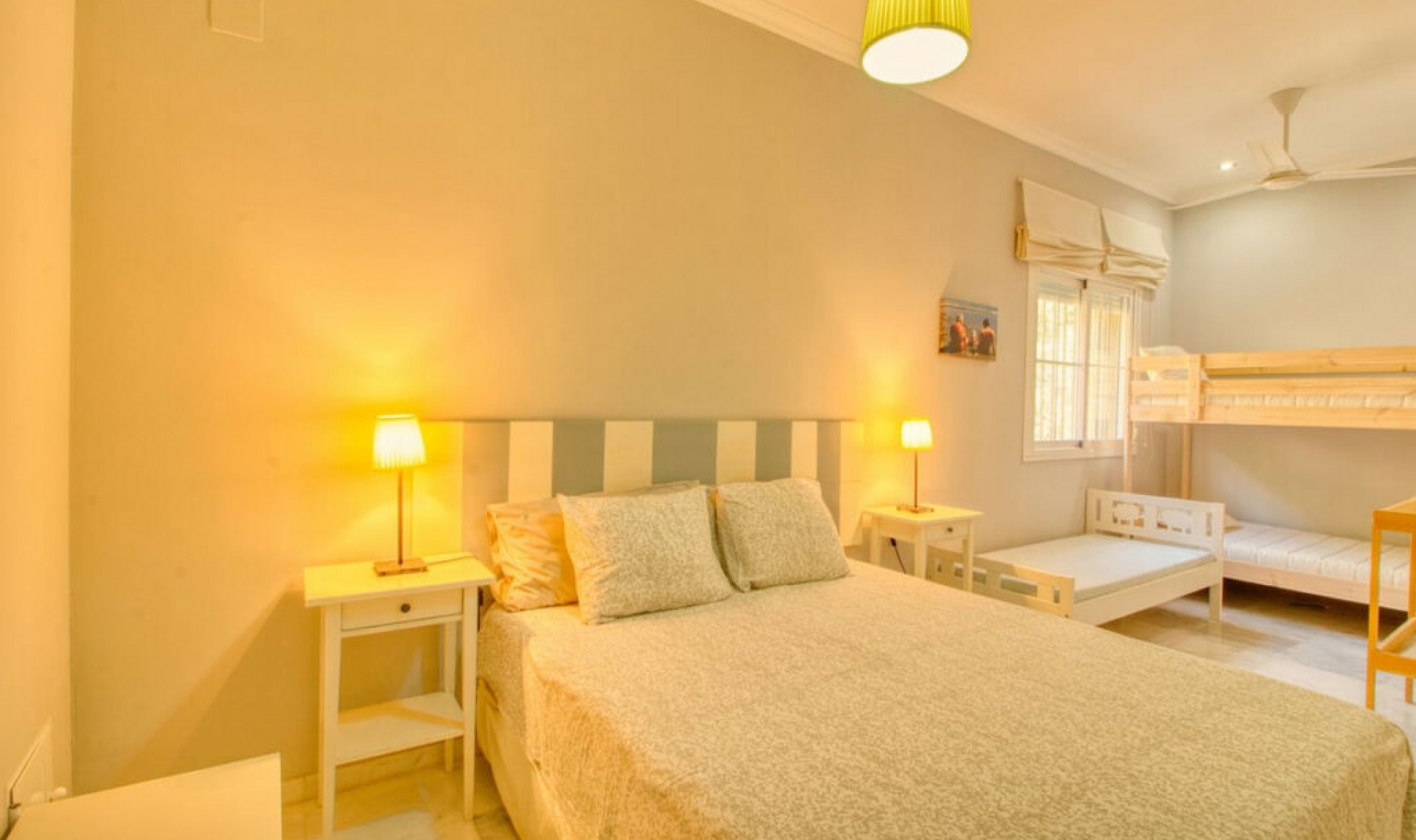 Resale - Apartment -
Manilva