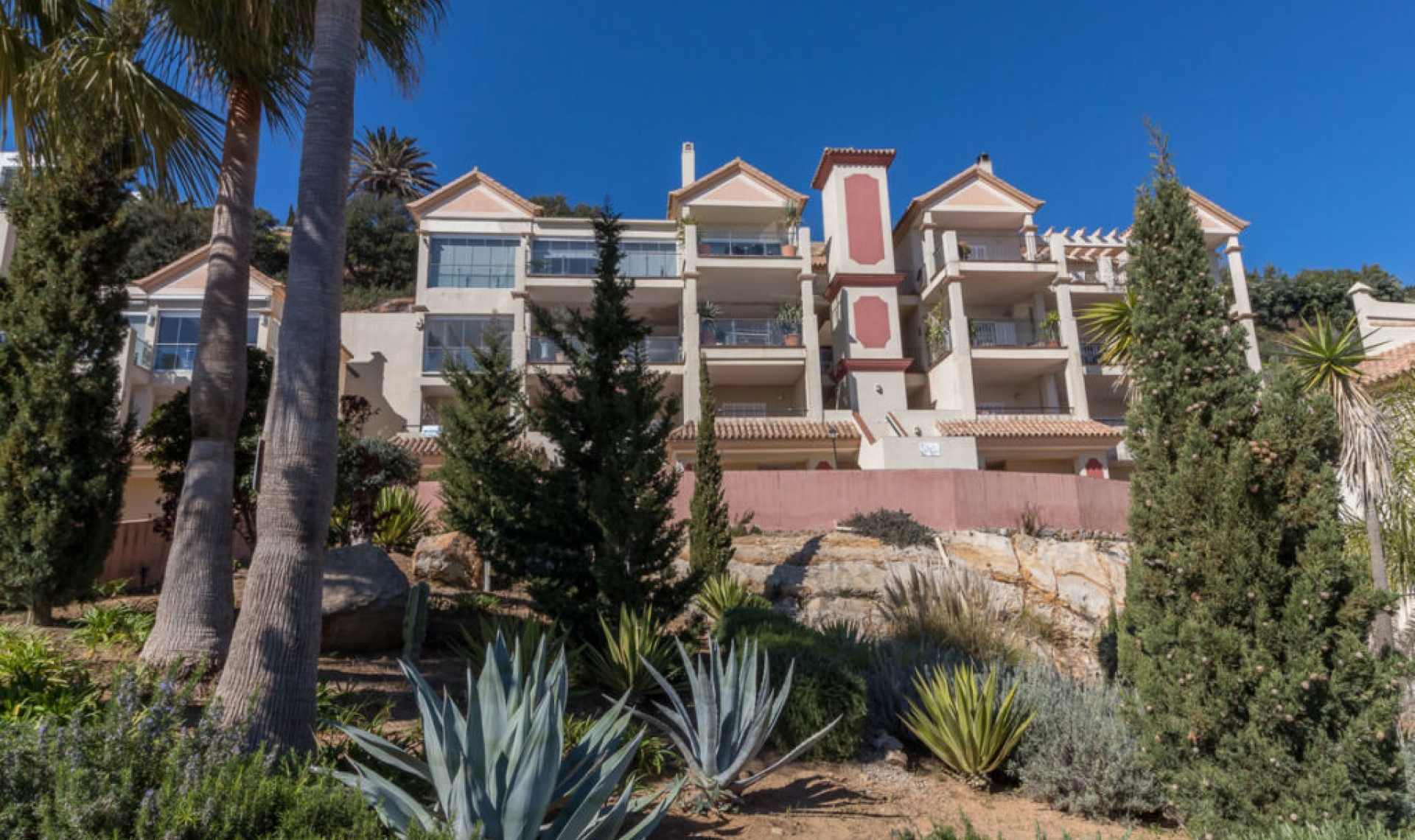 Resale - Apartment -
Manilva