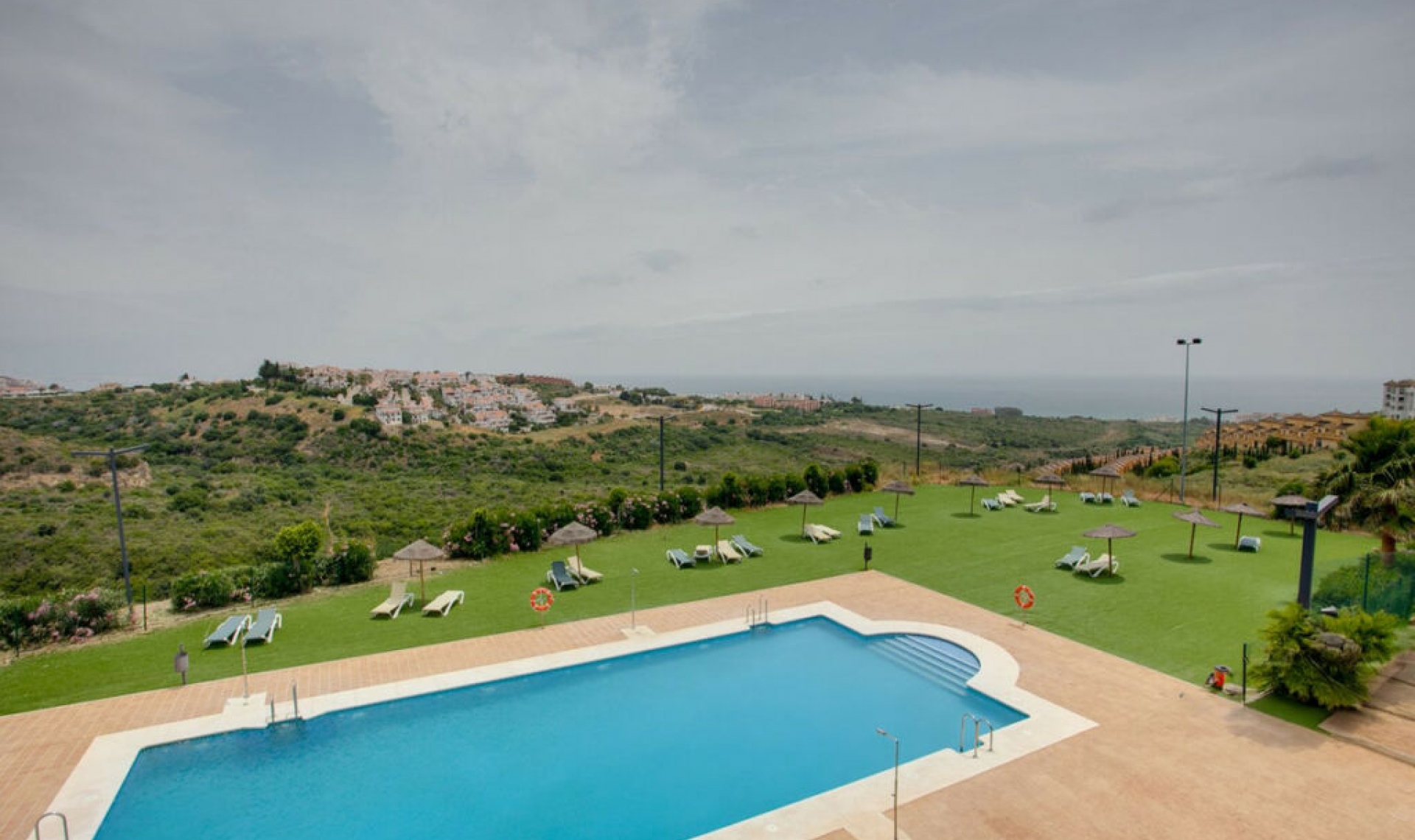 Resale - Apartment -
Manilva