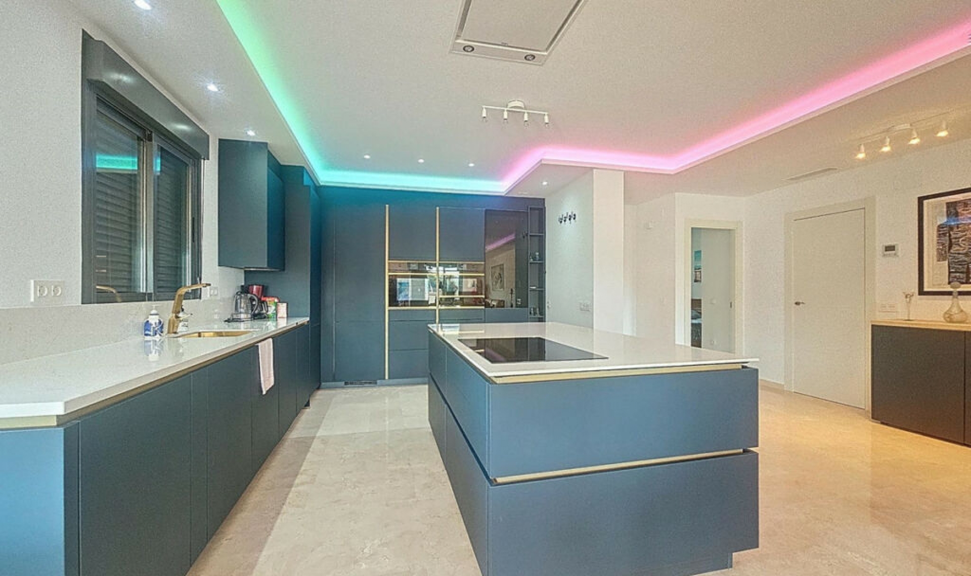 Resale - Apartment -
Manilva