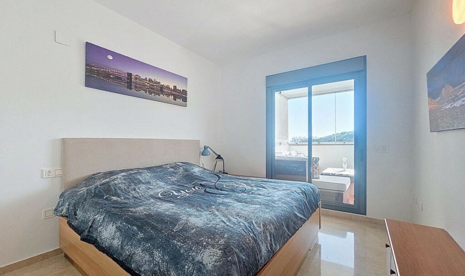 Resale - Apartment -
Manilva