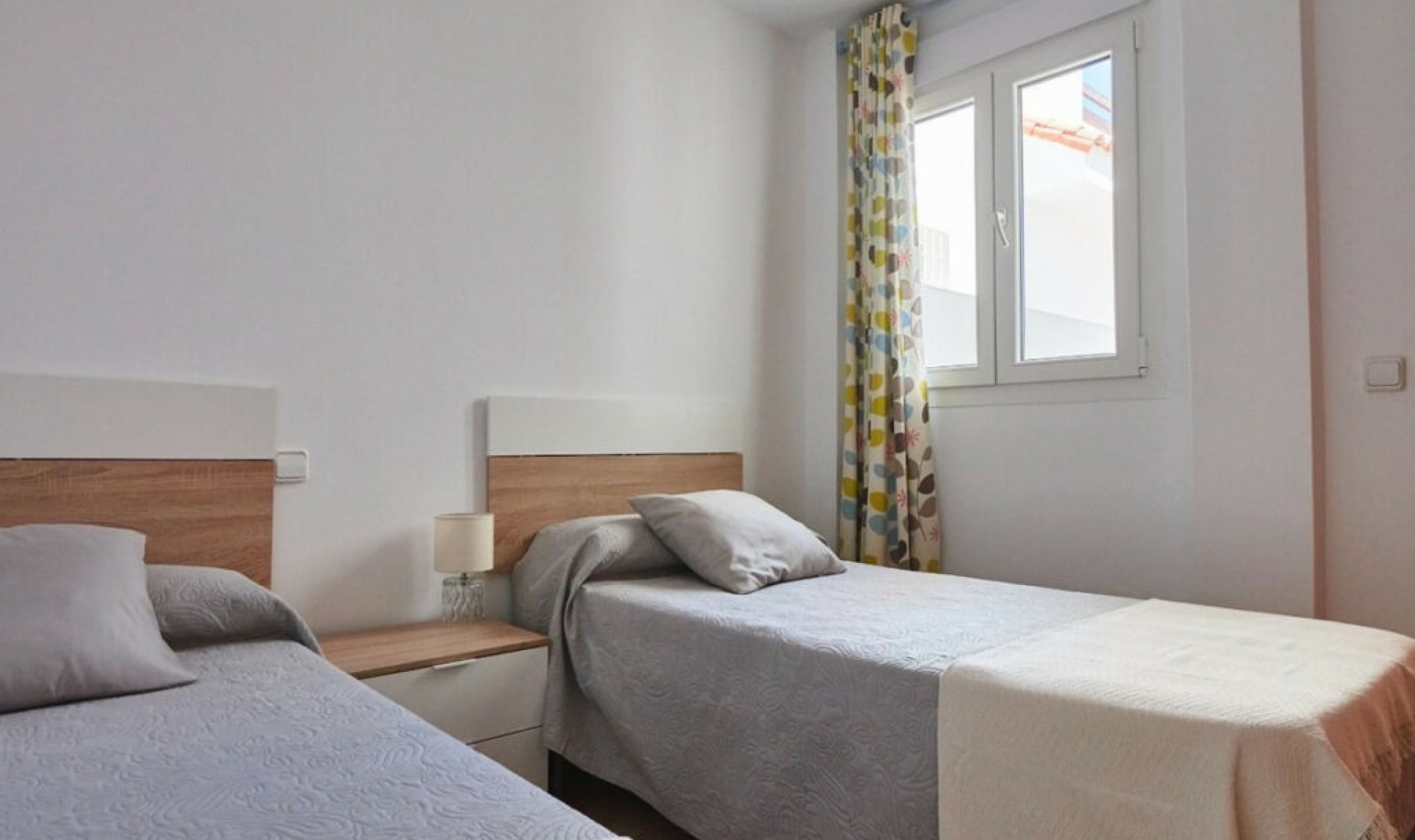 Resale - Apartment -
Manilva