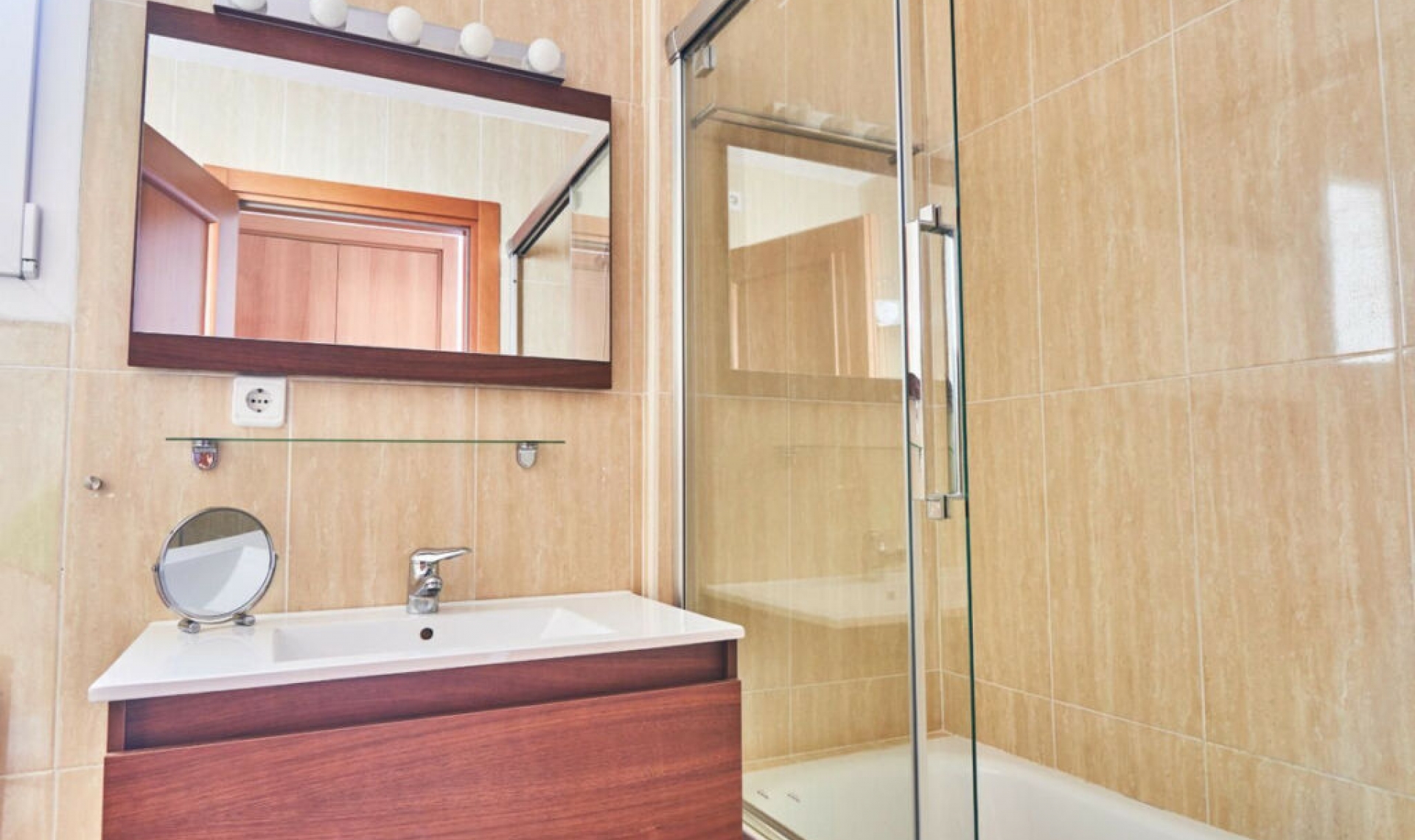 Resale - Apartment -
Manilva