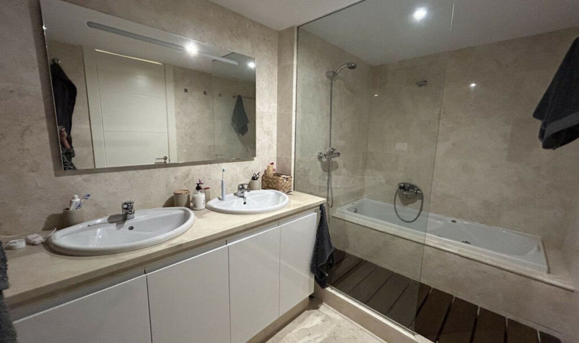Resale - Apartment -
Manilva