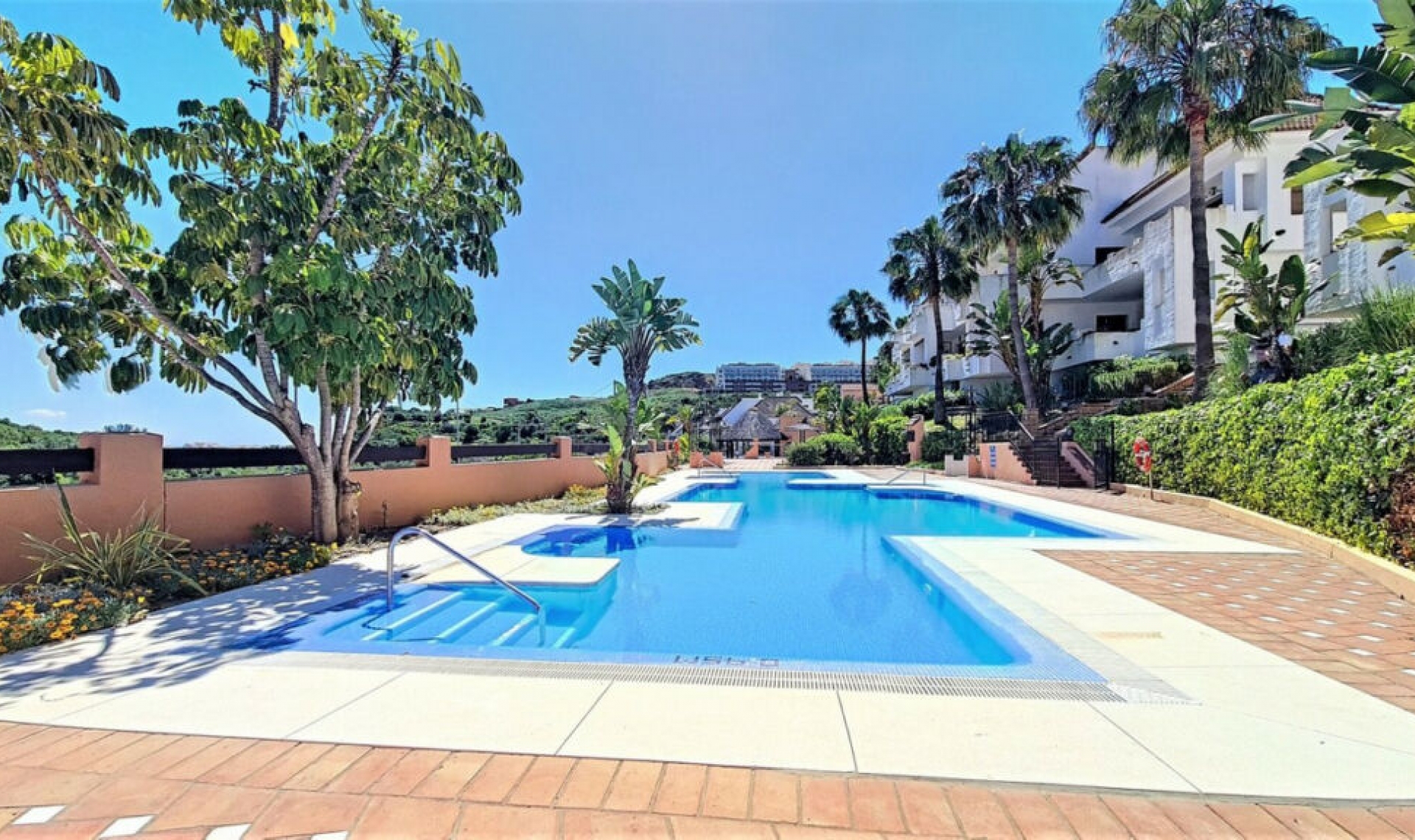 Resale - Apartment -
Manilva