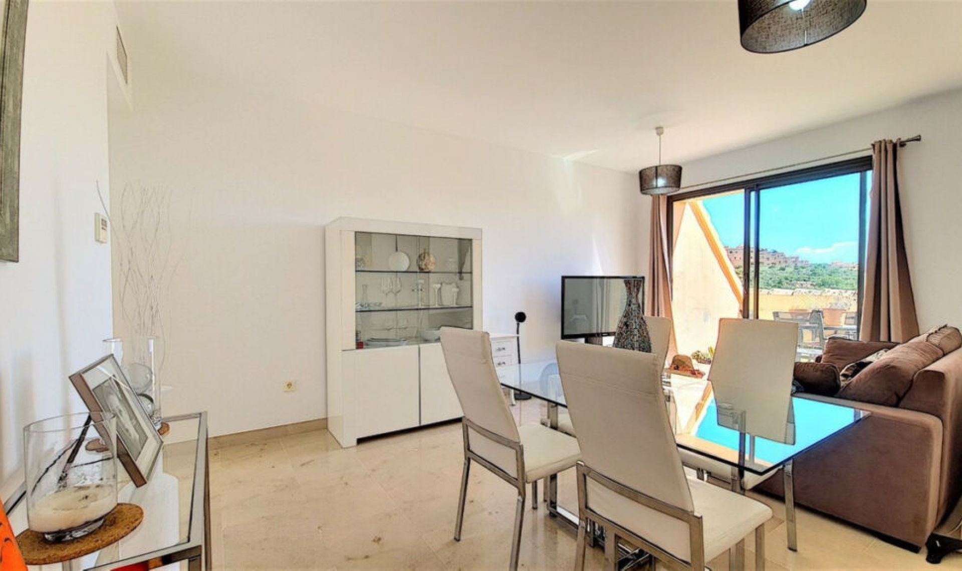 Resale - Apartment -
Manilva