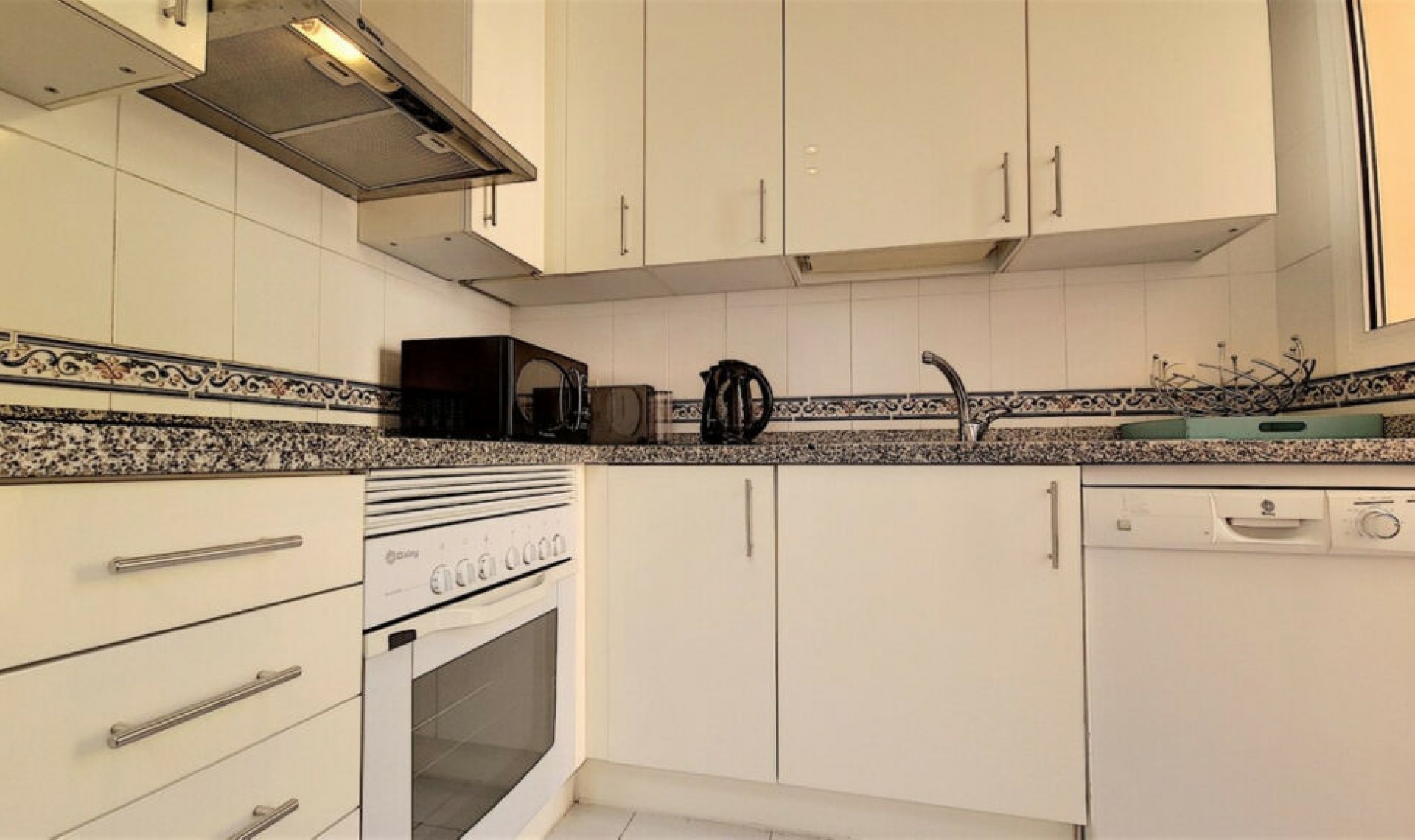 Resale - Apartment -
Manilva