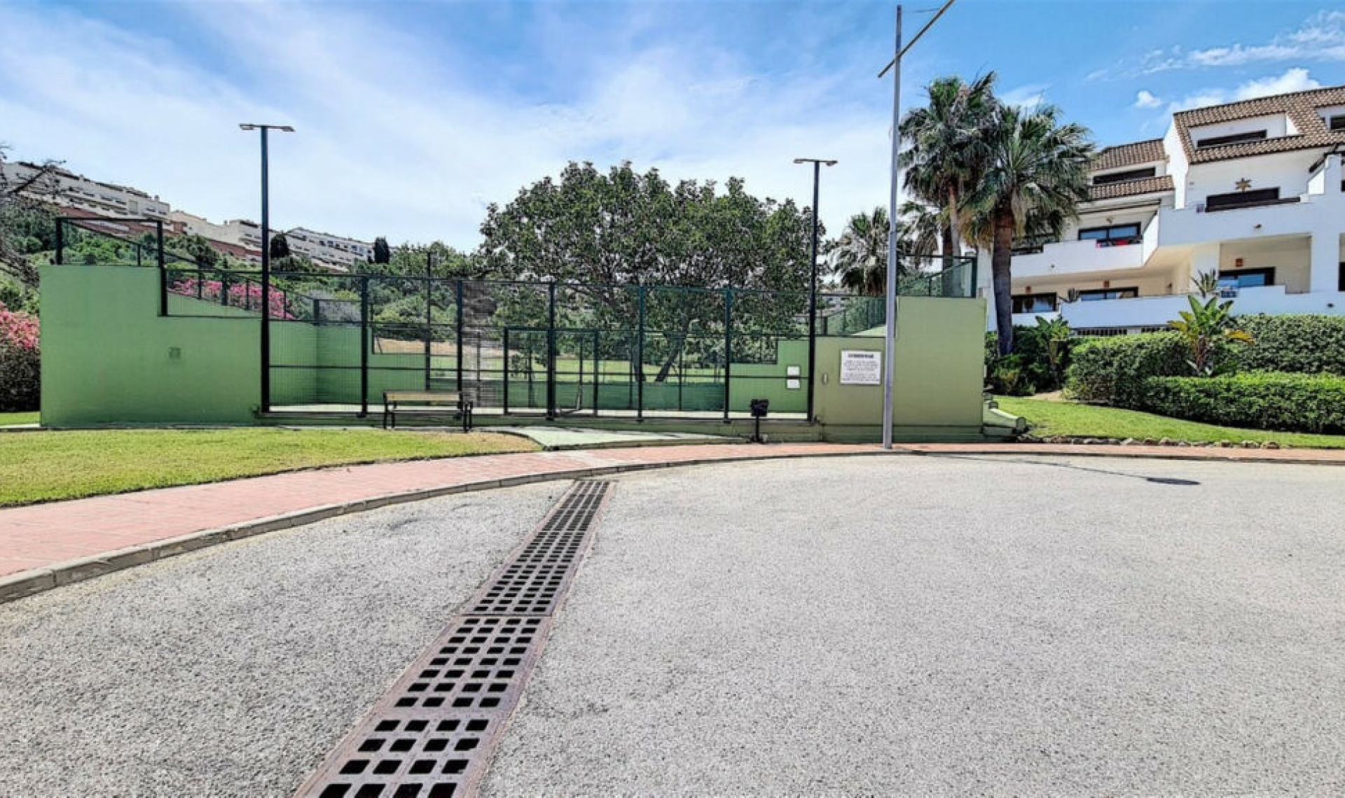 Resale - Apartment -
Manilva