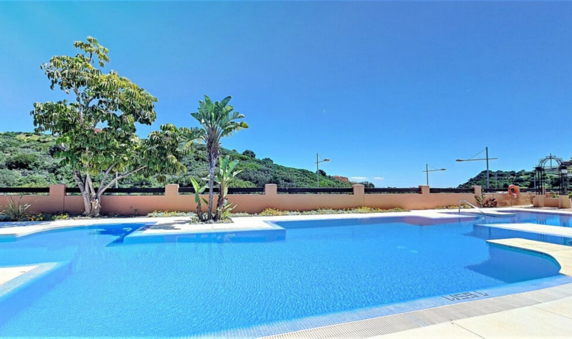 Resale - Apartment -
Manilva