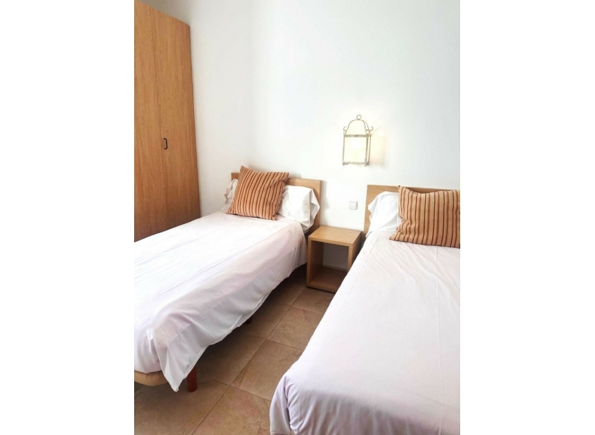 Resale - Apartment -
Manilva