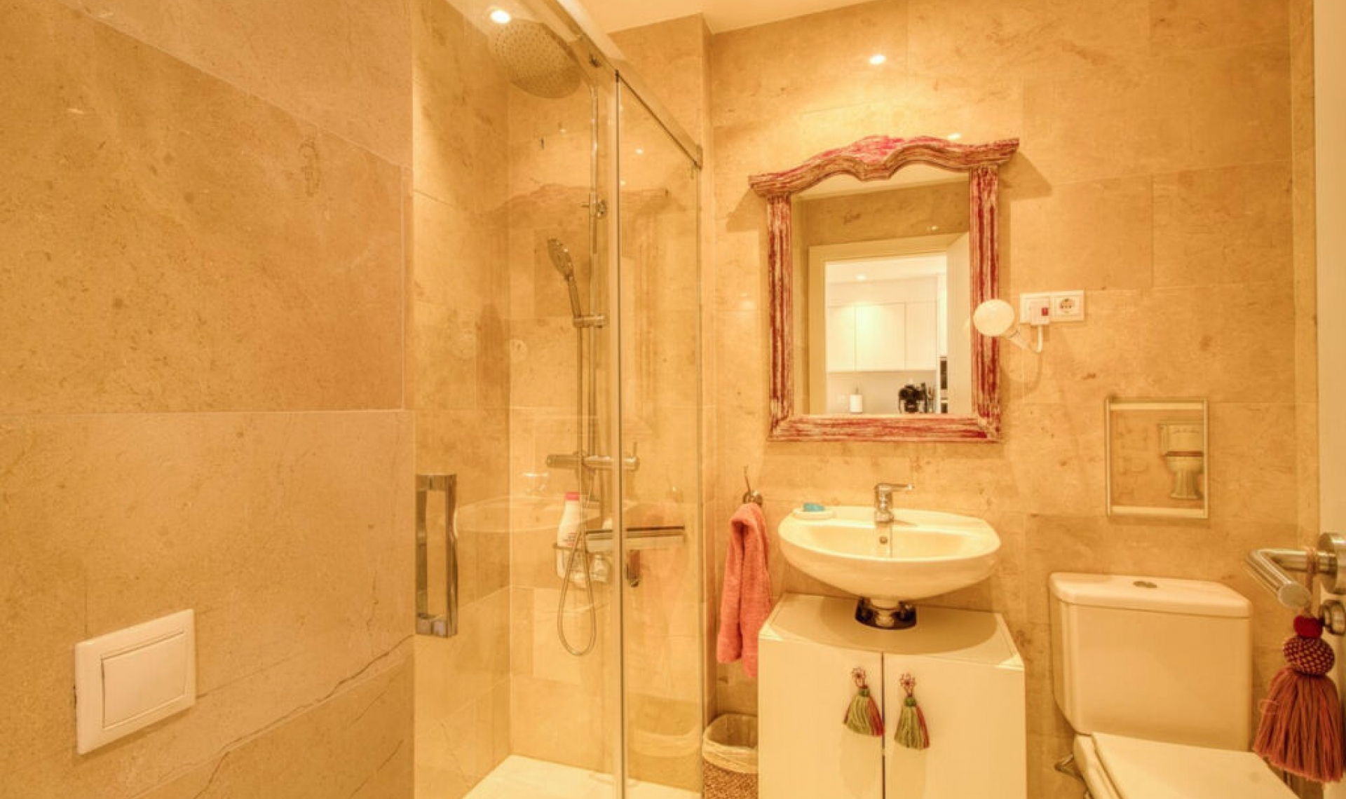 Resale - Apartment -
Manilva