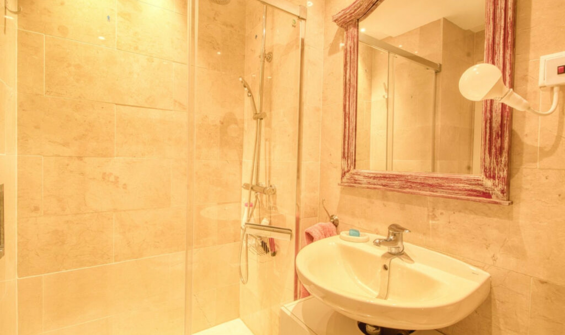 Resale - Apartment -
Manilva