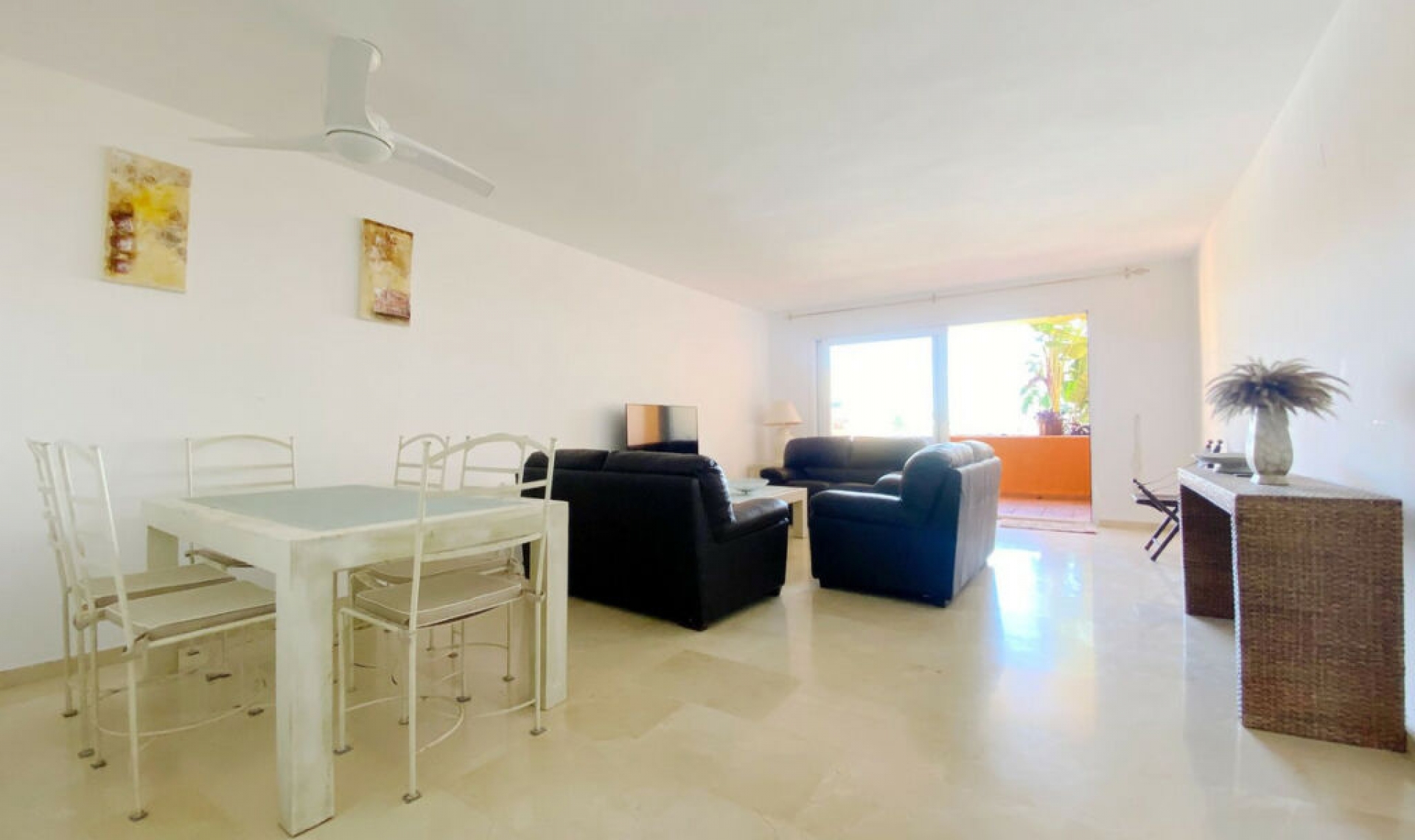 Resale - Apartment -
Manilva