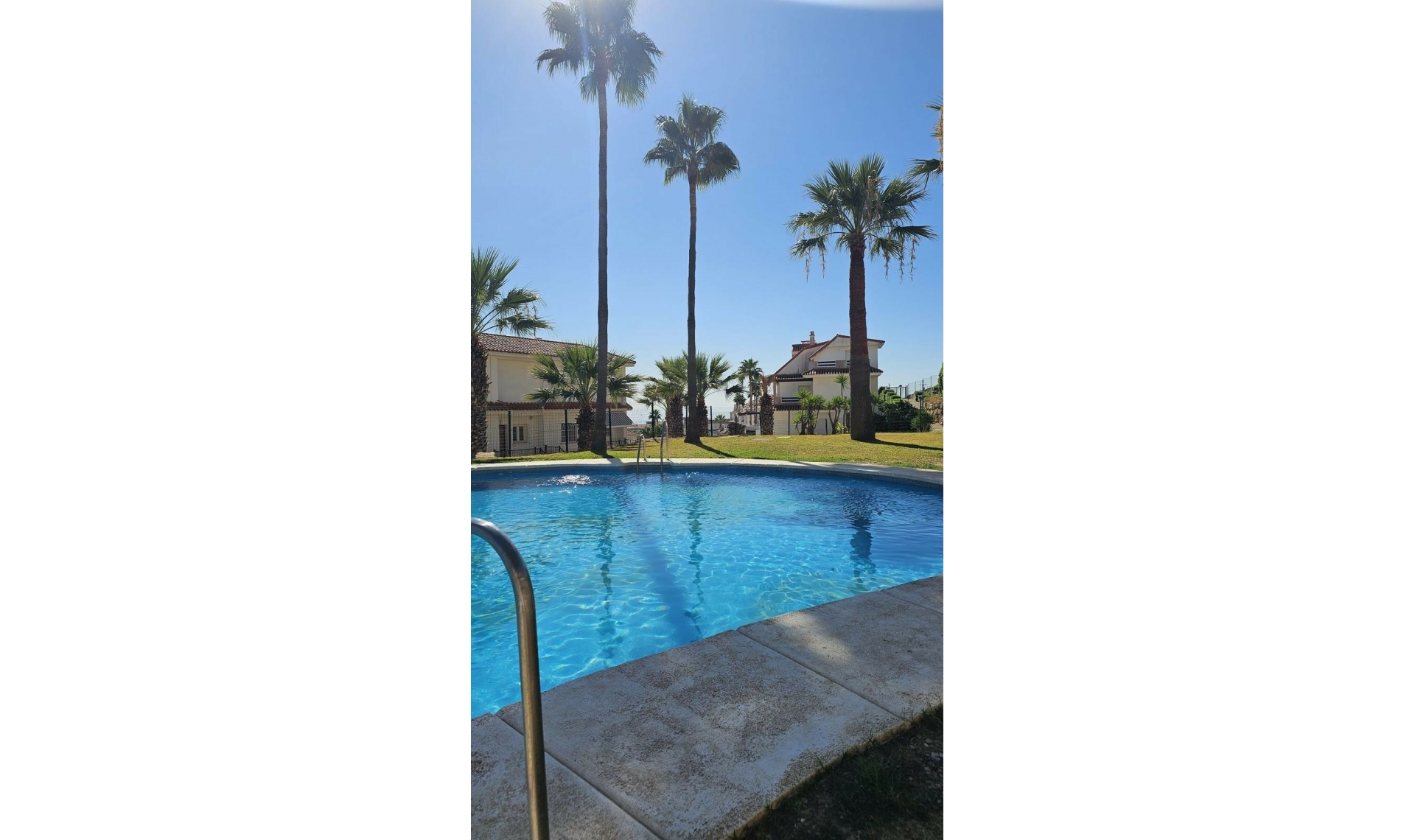 Resale - Apartment -
Manilva