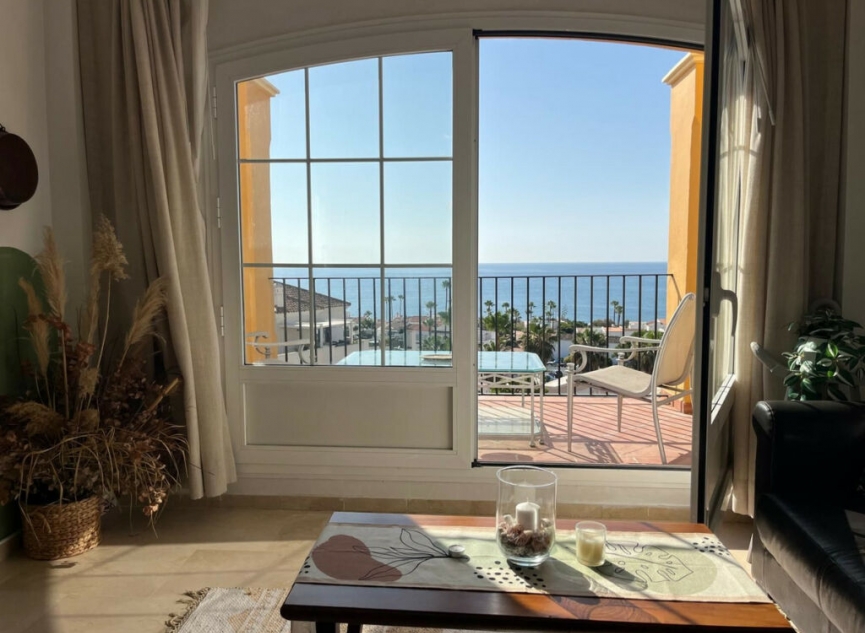 Resale - Apartment -
Manilva