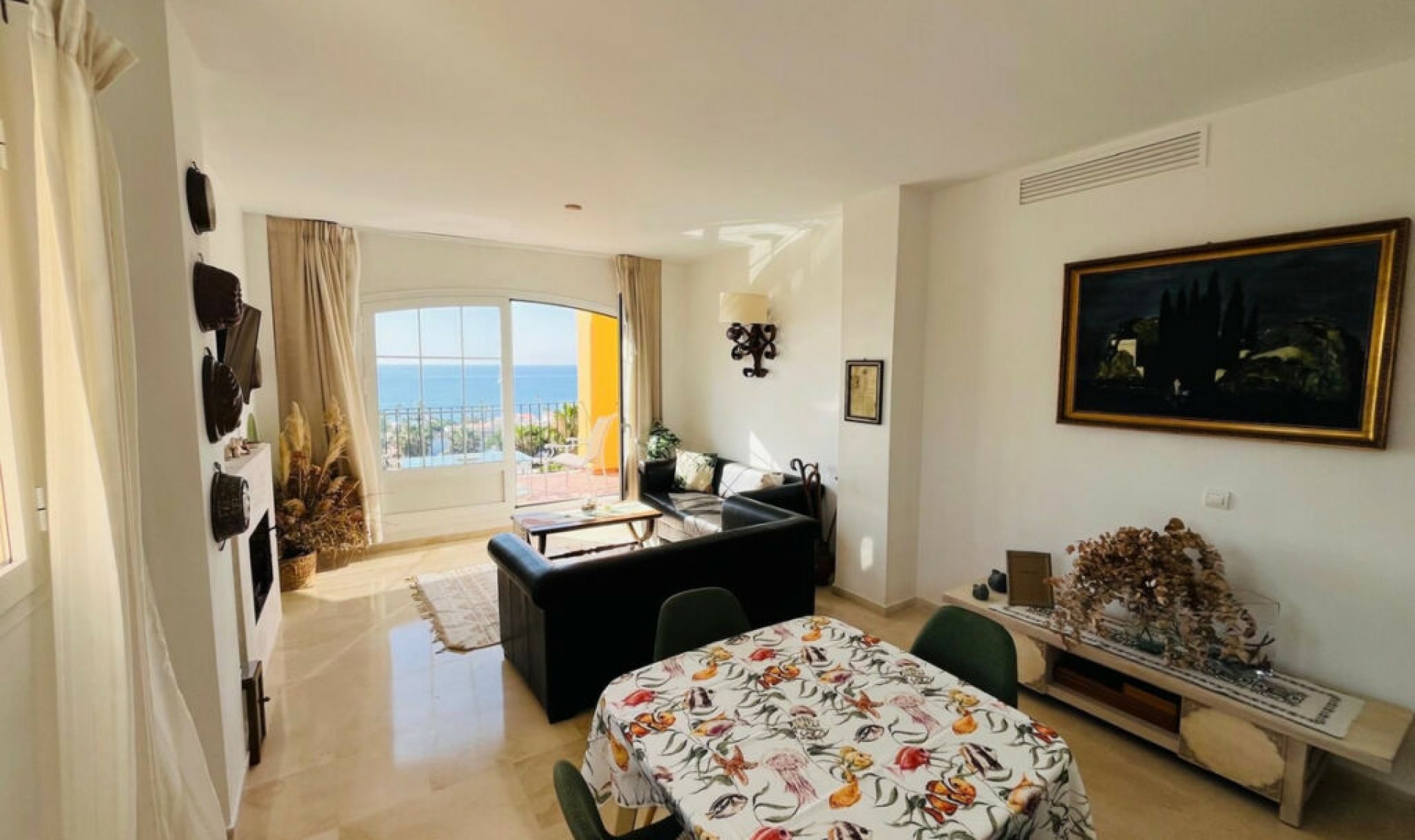 Resale - Apartment -
Manilva