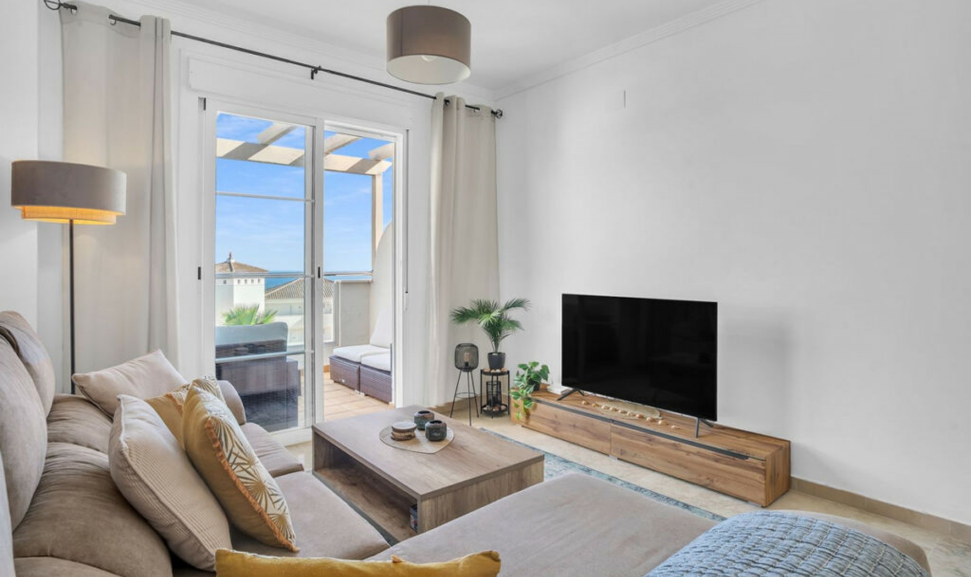 Resale - Apartment -
Manilva