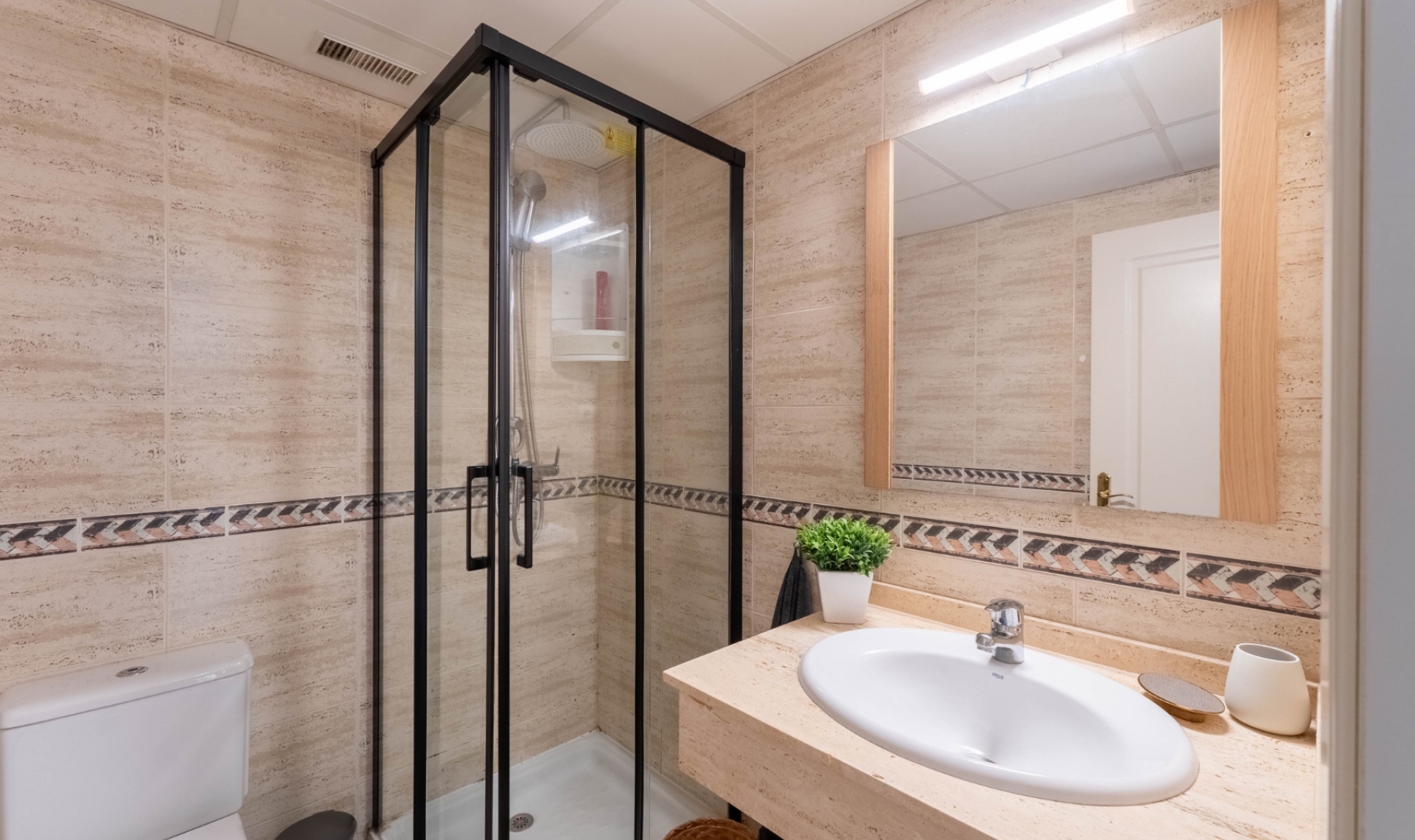 Resale - Apartment -
Marbella - Nueva Andalucía