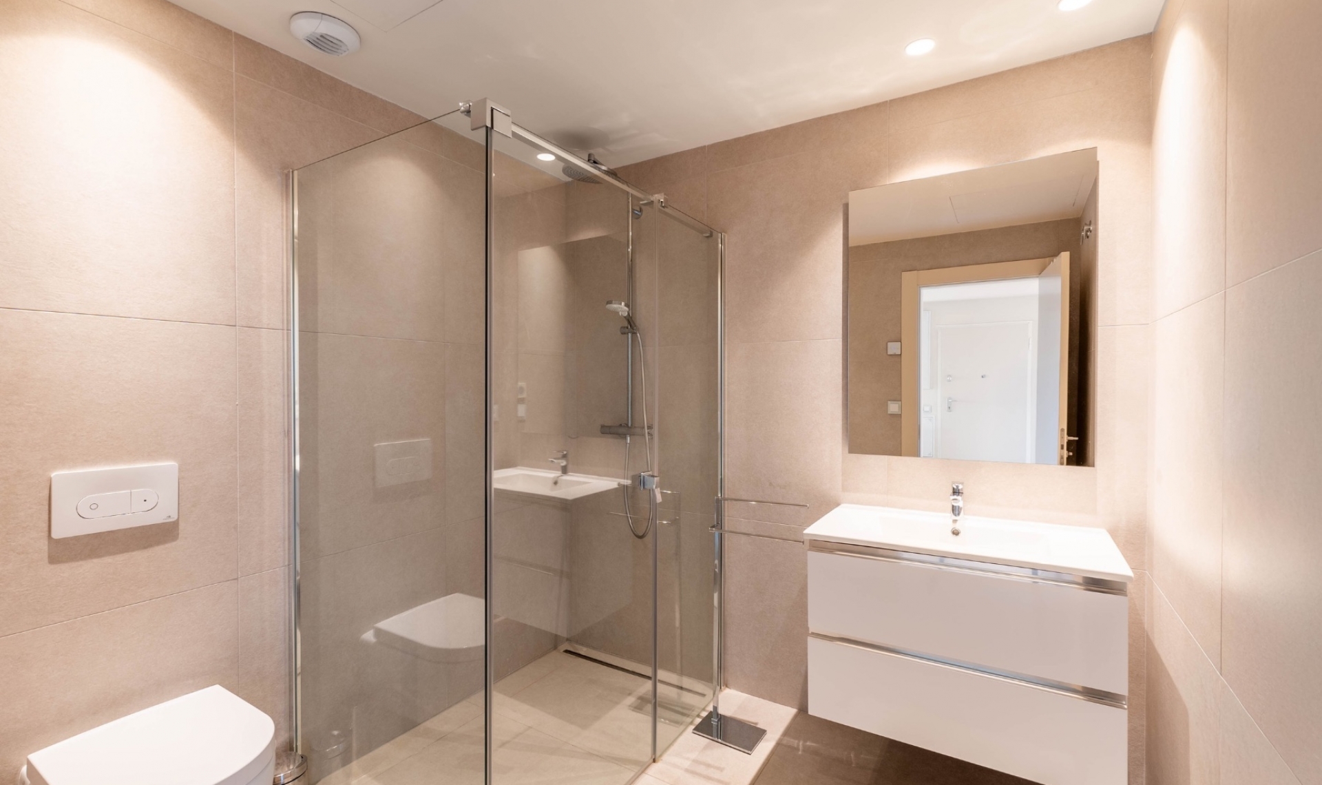 Resale - Apartment -
Marbella