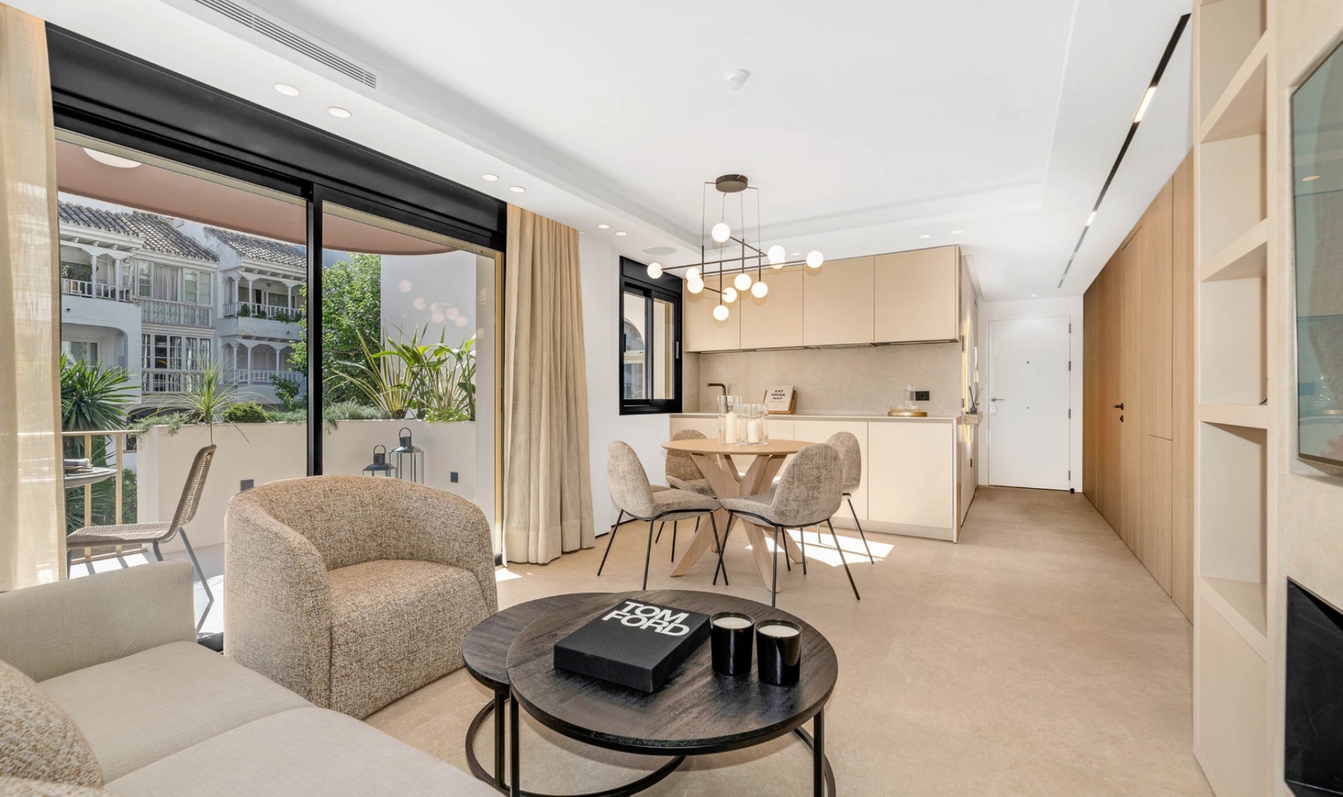 Resale - Apartment -
Marbella