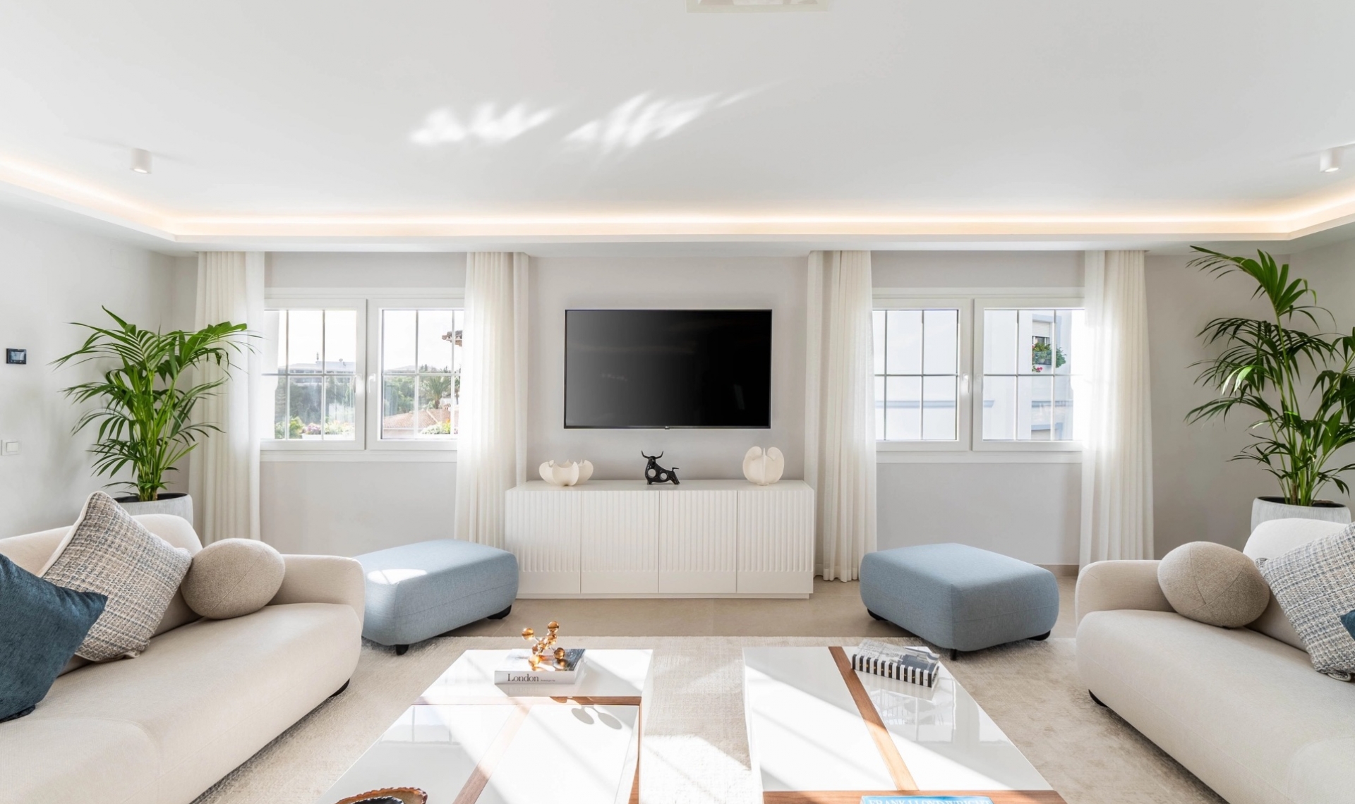 Resale - Apartment -
Marbella
