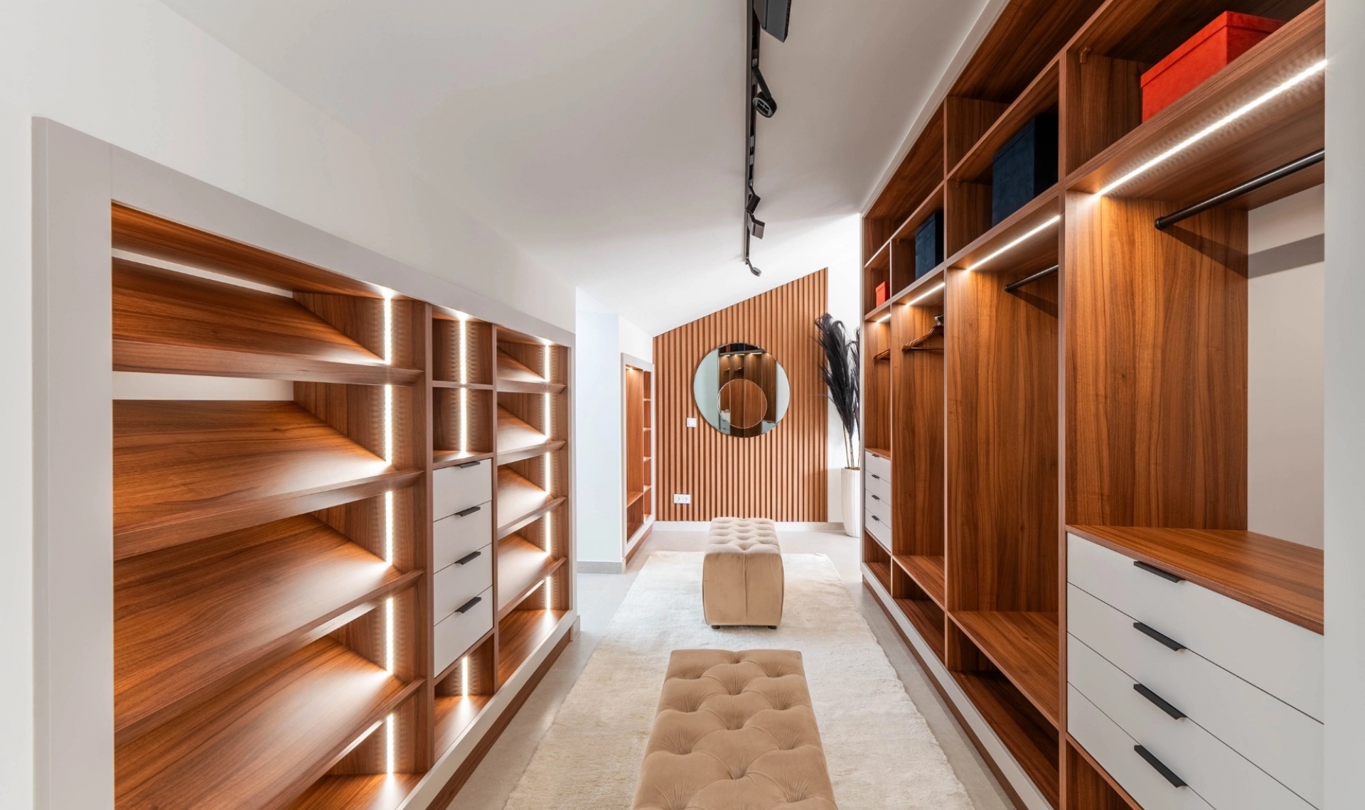Resale - Apartment -
Marbella