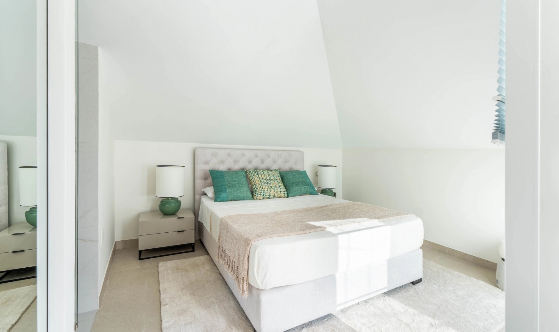 Resale - Apartment -
Marbella