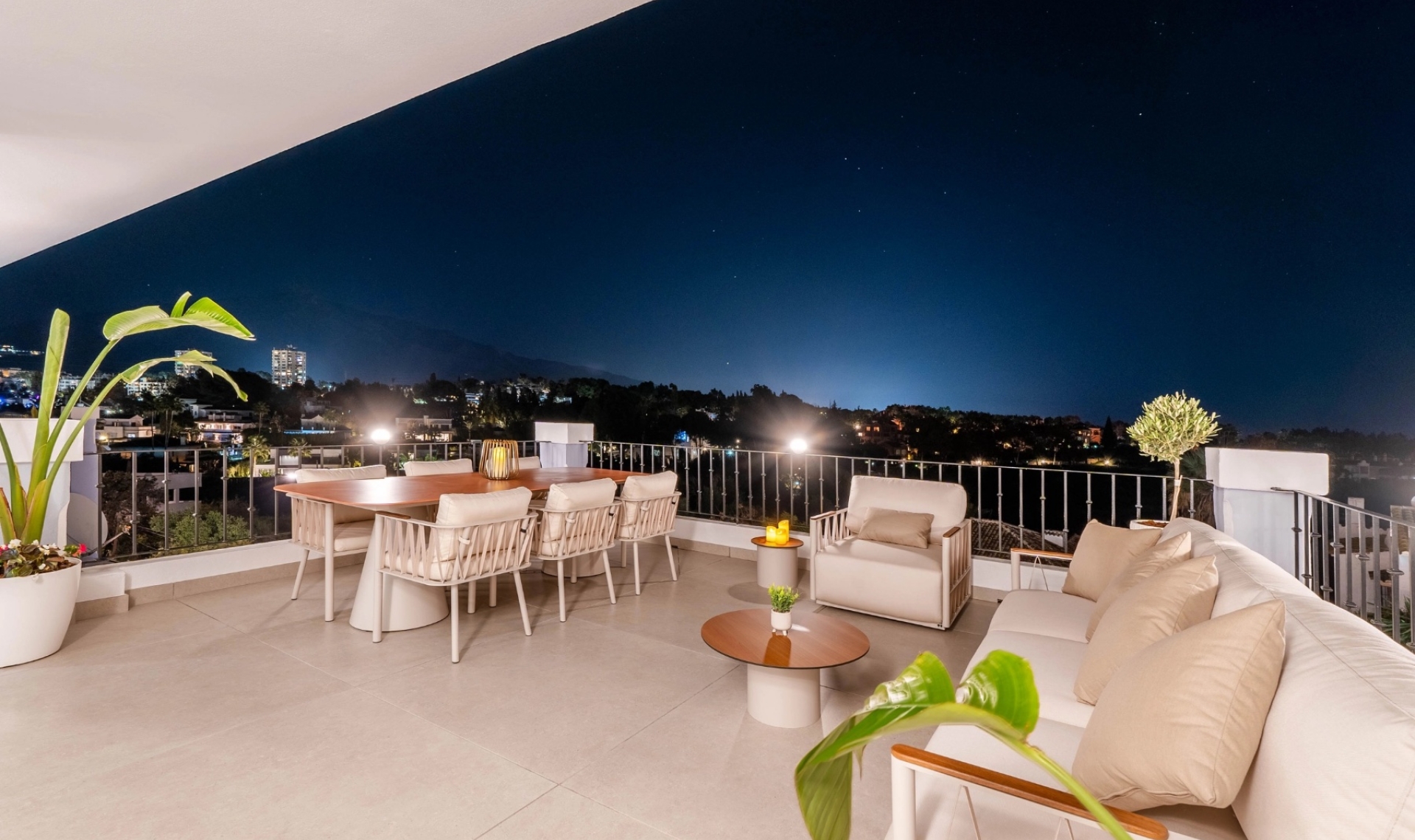 Resale - Apartment -
Marbella