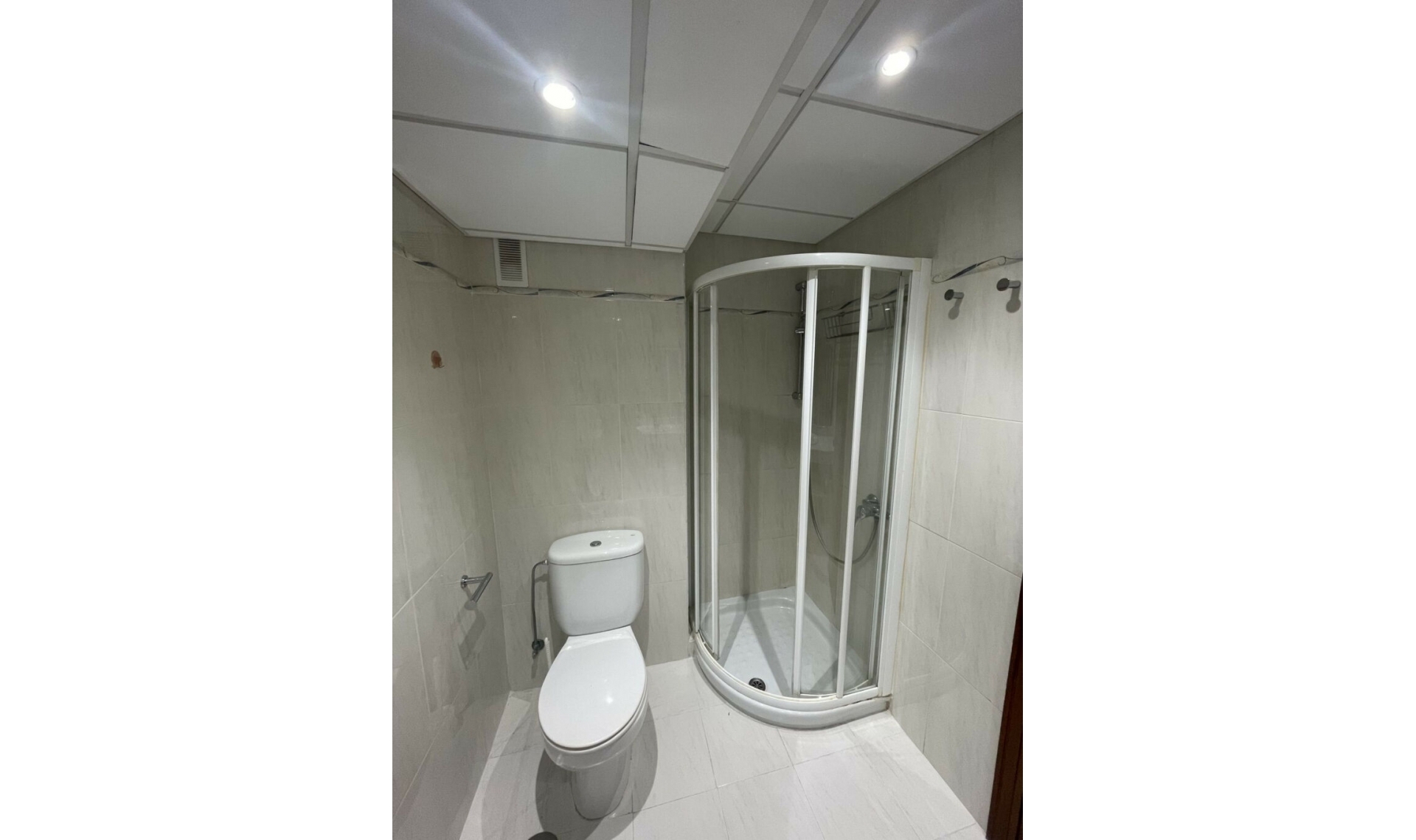 Resale - Apartment -
Marbella