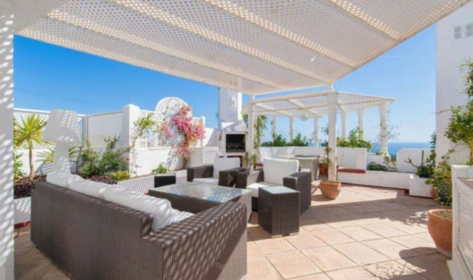 Resale - Apartment -
Marbella