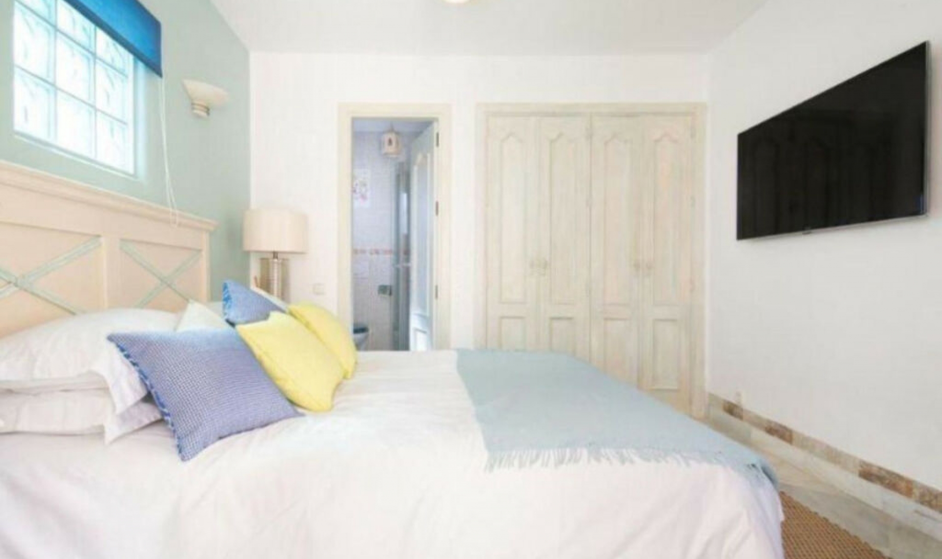 Resale - Apartment -
Marbella