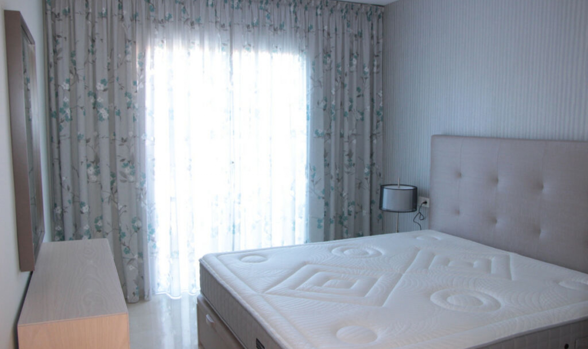 Resale - Apartment -
Marbella