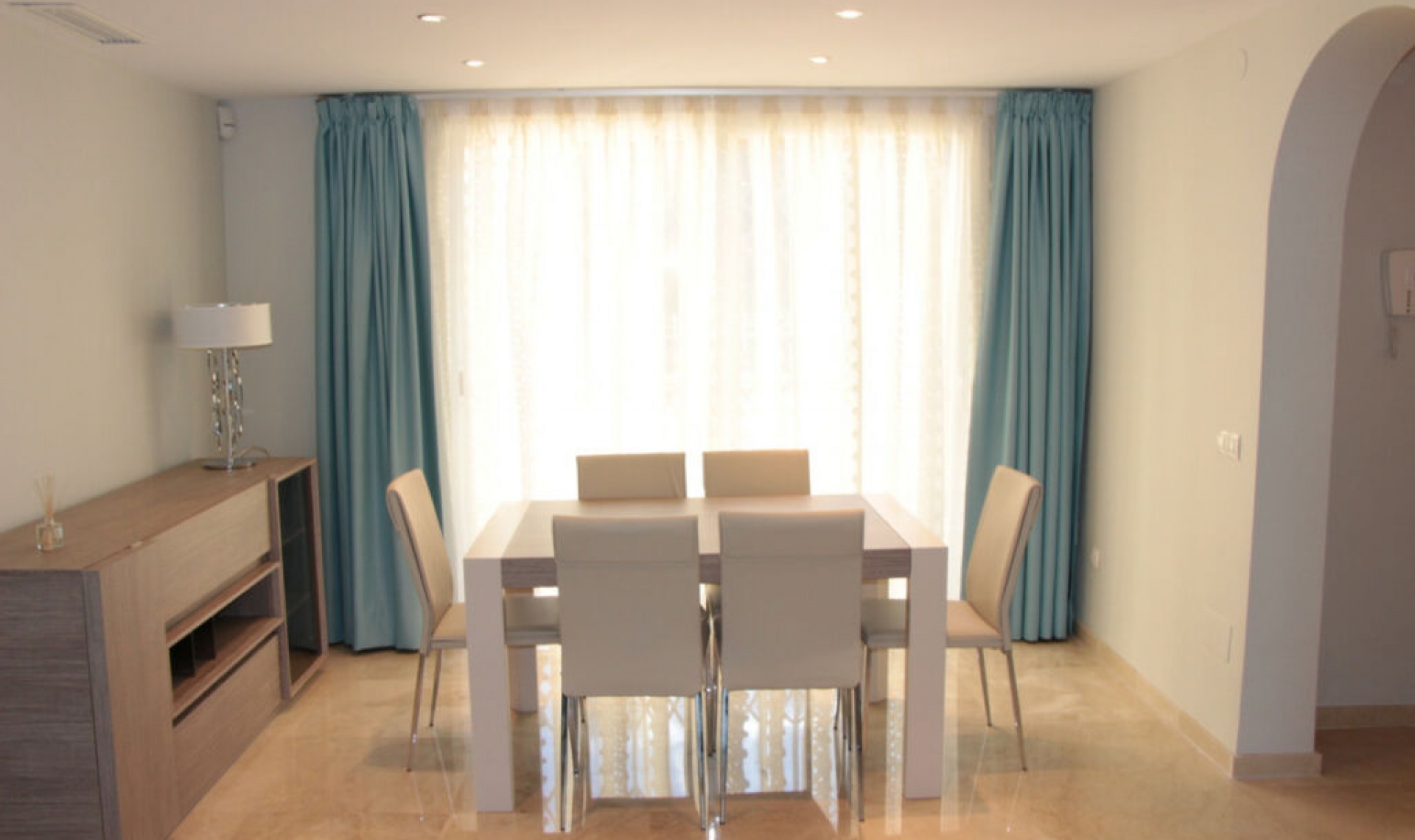 Resale - Apartment -
Marbella