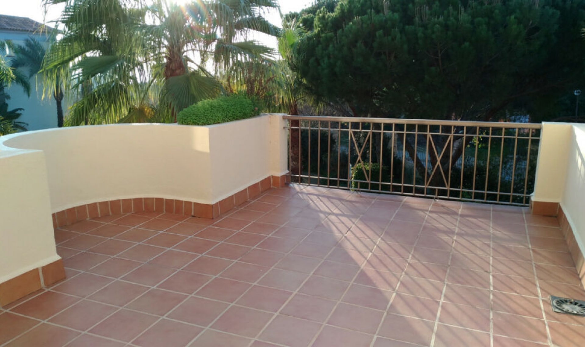 Resale - Apartment -
Marbella