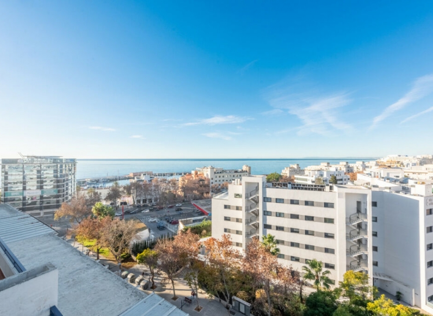 Resale - Apartment -
Marbella