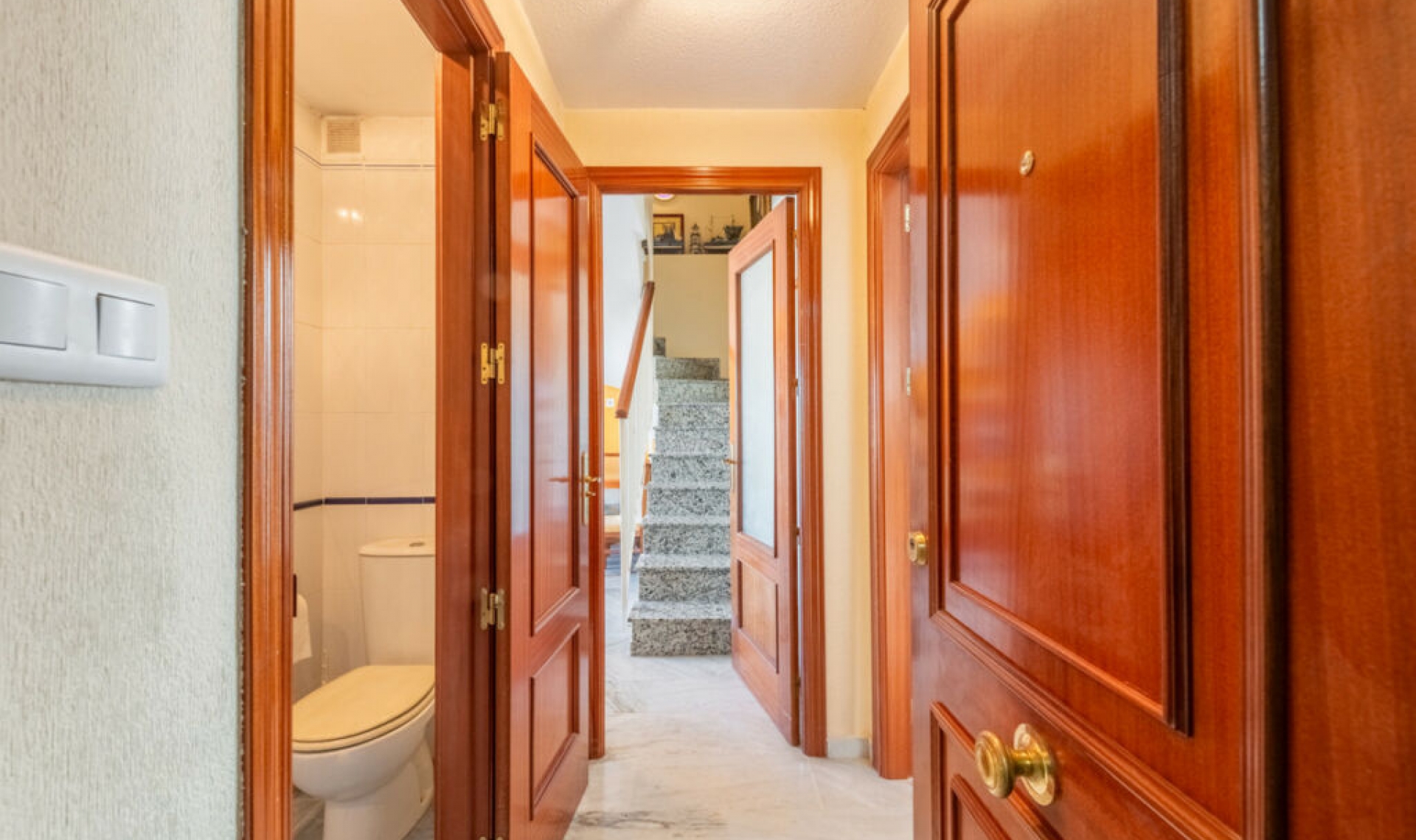 Resale - Apartment -
Marbella